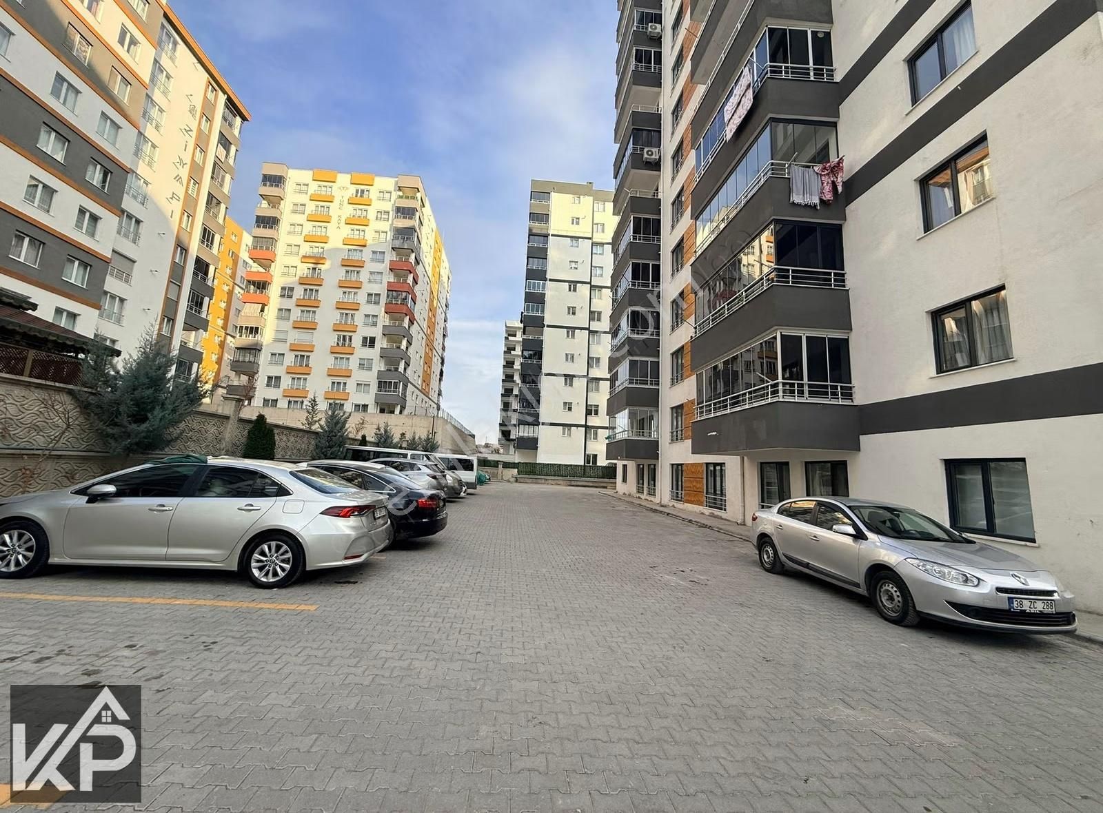 Erkilet Osmangazi Mahallesinde 3+1 İçi Ful Yapılı Satılık Daire - Görsel 13