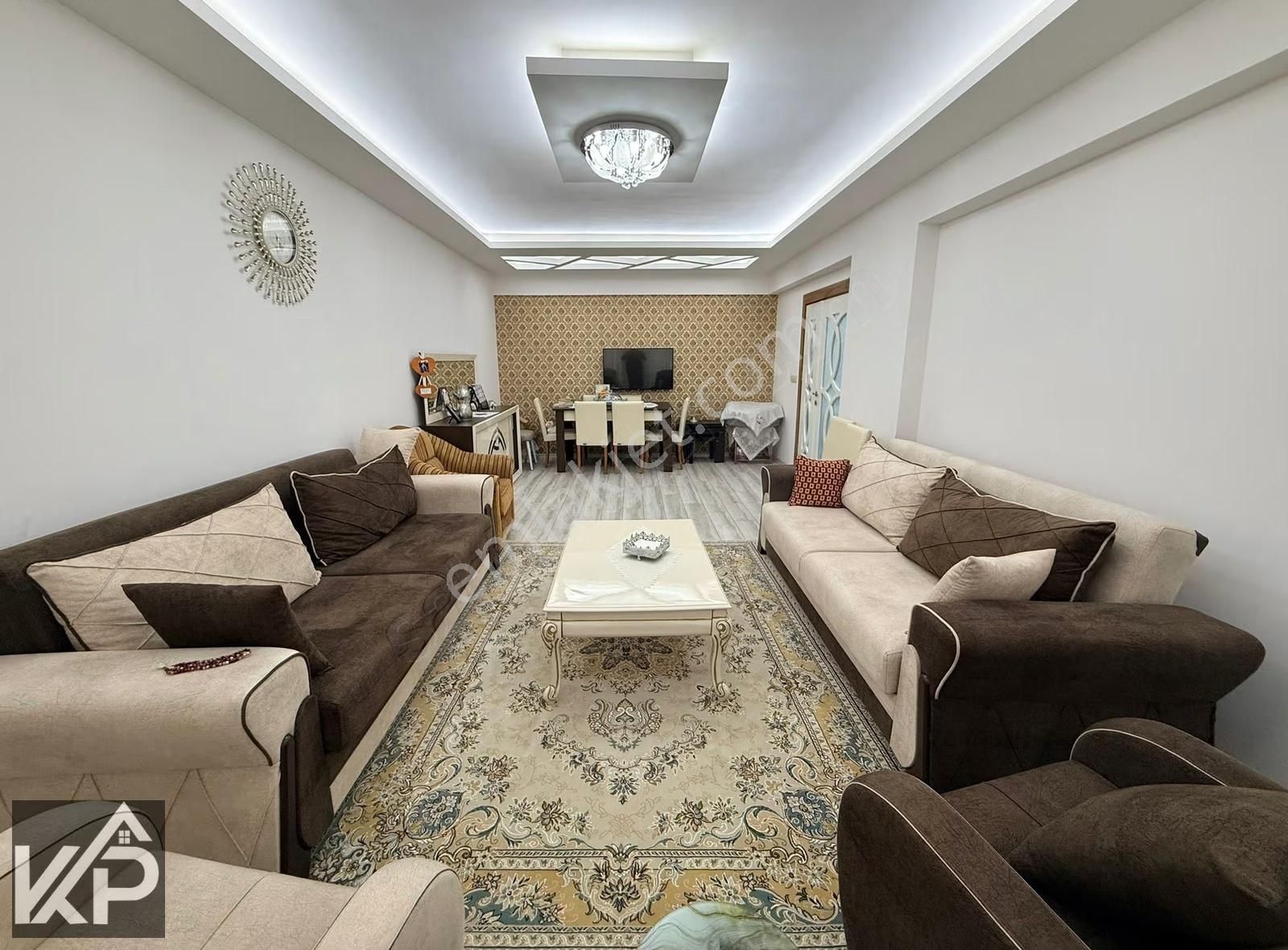 Erkilet Osmangazi Mahallesinde 3+1 İçi Ful Yapılı Satılık Daire