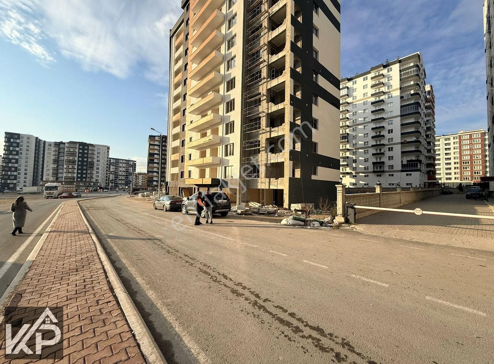 Erkilet Osmangazi Mahallesinde 3+1 İçi Ful Yapılı Satılık Daire - Görsel 19