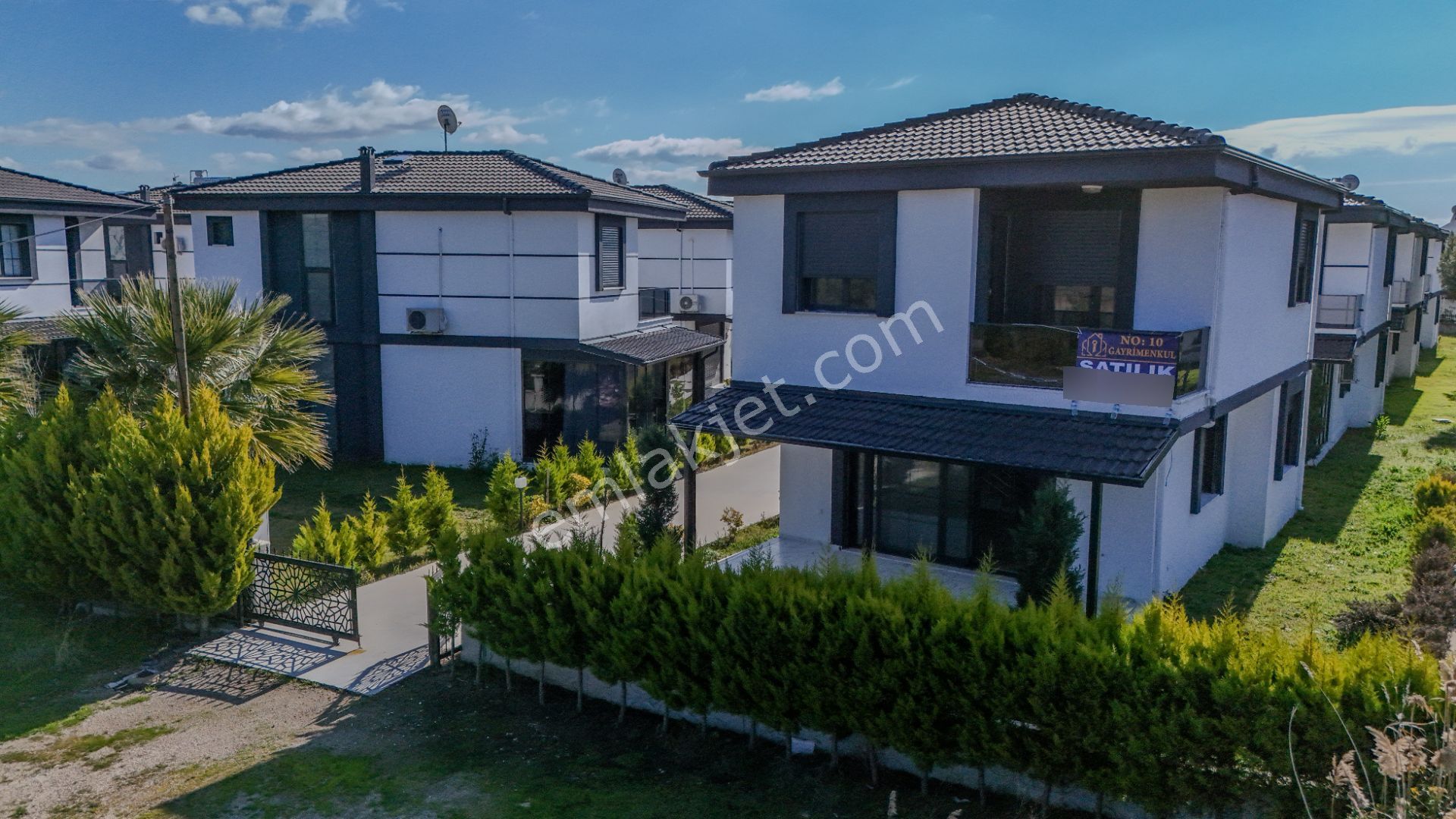 No:10 Gayrimenkul’den – Denize 100 M, Köşe Konum, Sıfır 4+1 Dubleks Villa • Elit Site İçinde - Görsel 3