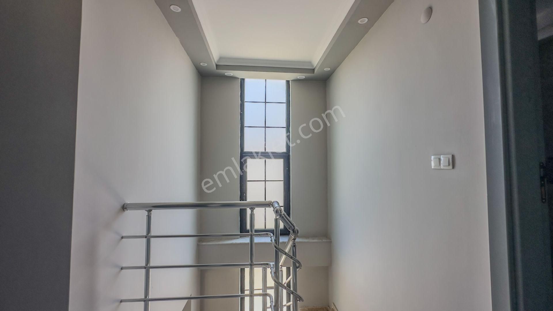 No:10 Gayrimenkul’den – Denize 100 M, Köşe Konum, Sıfır 4+1 Dubleks Villa • Elit Site İçinde - Görsel 32