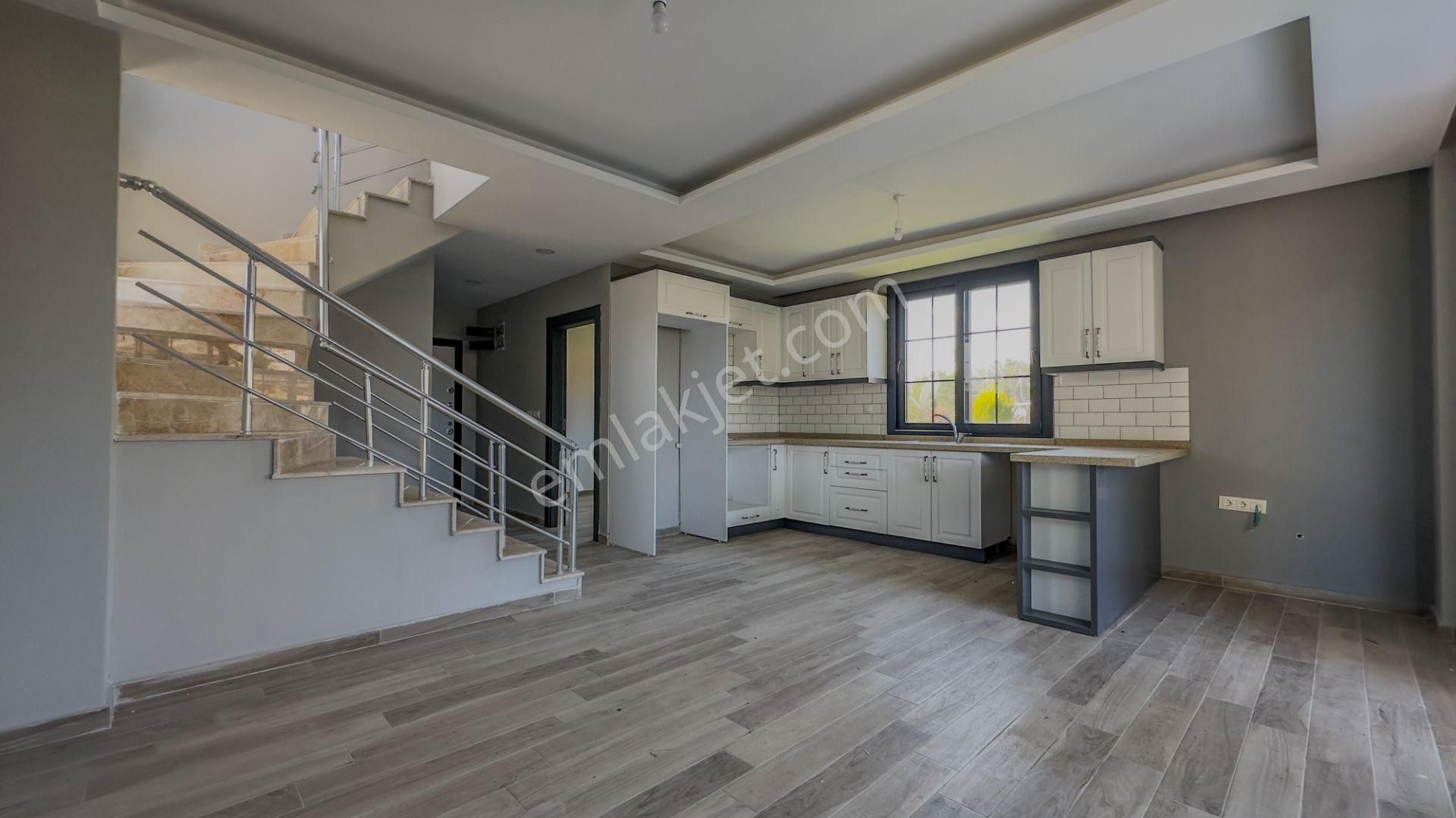 No:10 Gayrimenkul’den – Denize 100 M, Köşe Konum, Sıfır 4+1 Dubleks Villa • Elit Site İçinde - Görsel 14