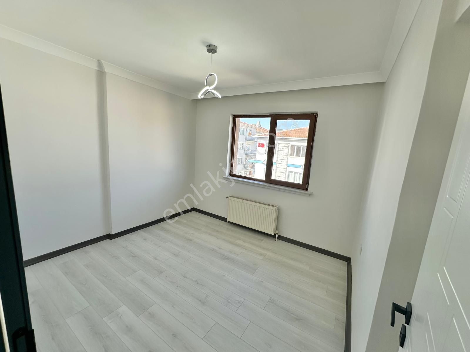 Ns Prestij Den Akşemsettin Mah 4+1 Full Yapılı 3. Kat Teras Bağımsız - Görsel 12
