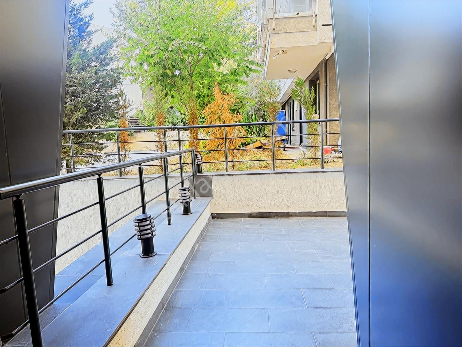 Beşevler Fsm Girişinde Sıfır Otoparklı Geniş 3+1 Daire - Görsel 12