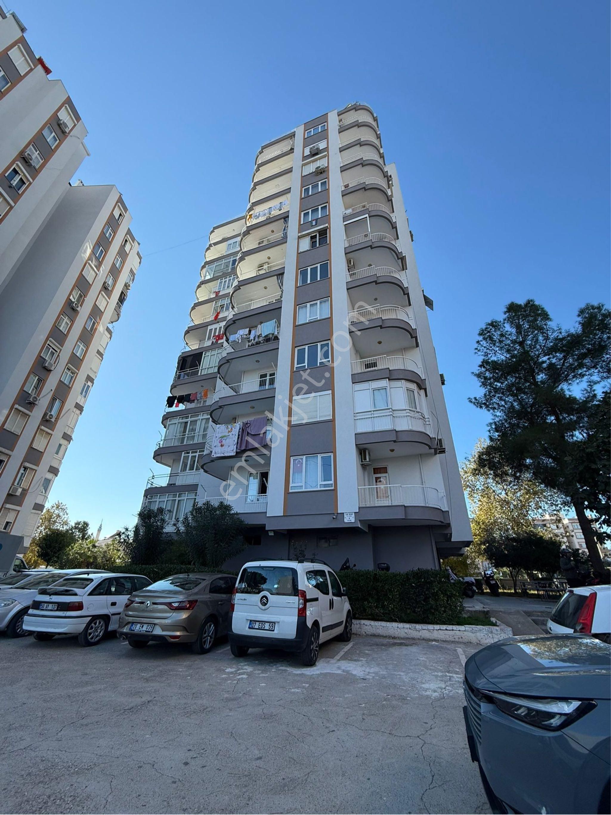 Fevziçakmak Mah. 3+1 Katta Asansörlü 135m2 Tramvaya Komşu - Görsel 5