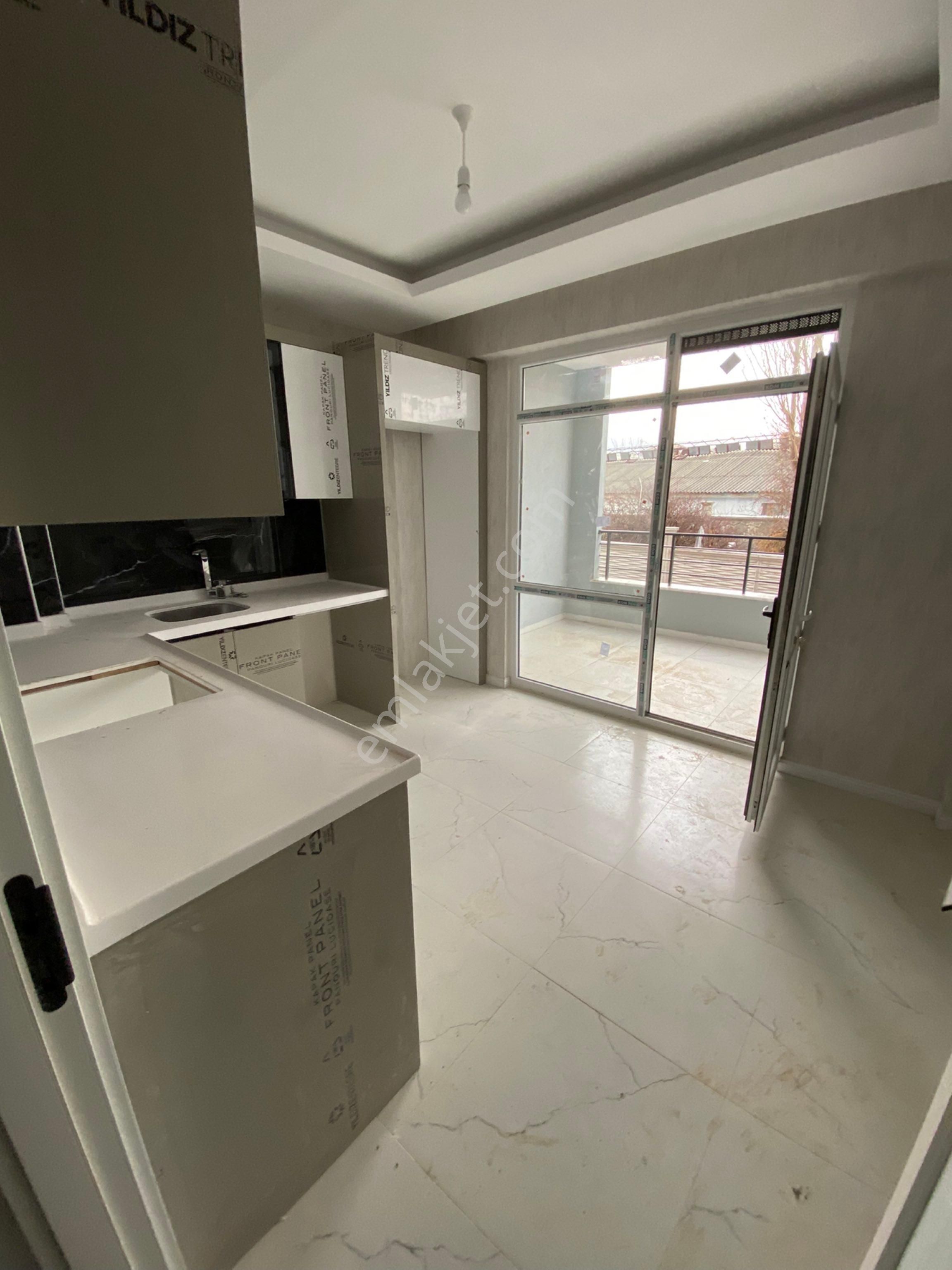 2+1 Sıfır Daire- Bahçeşehir Mh. (kaş Caddesine 100 Metre Mesafede) Oturuma Hazır - Görsel 2