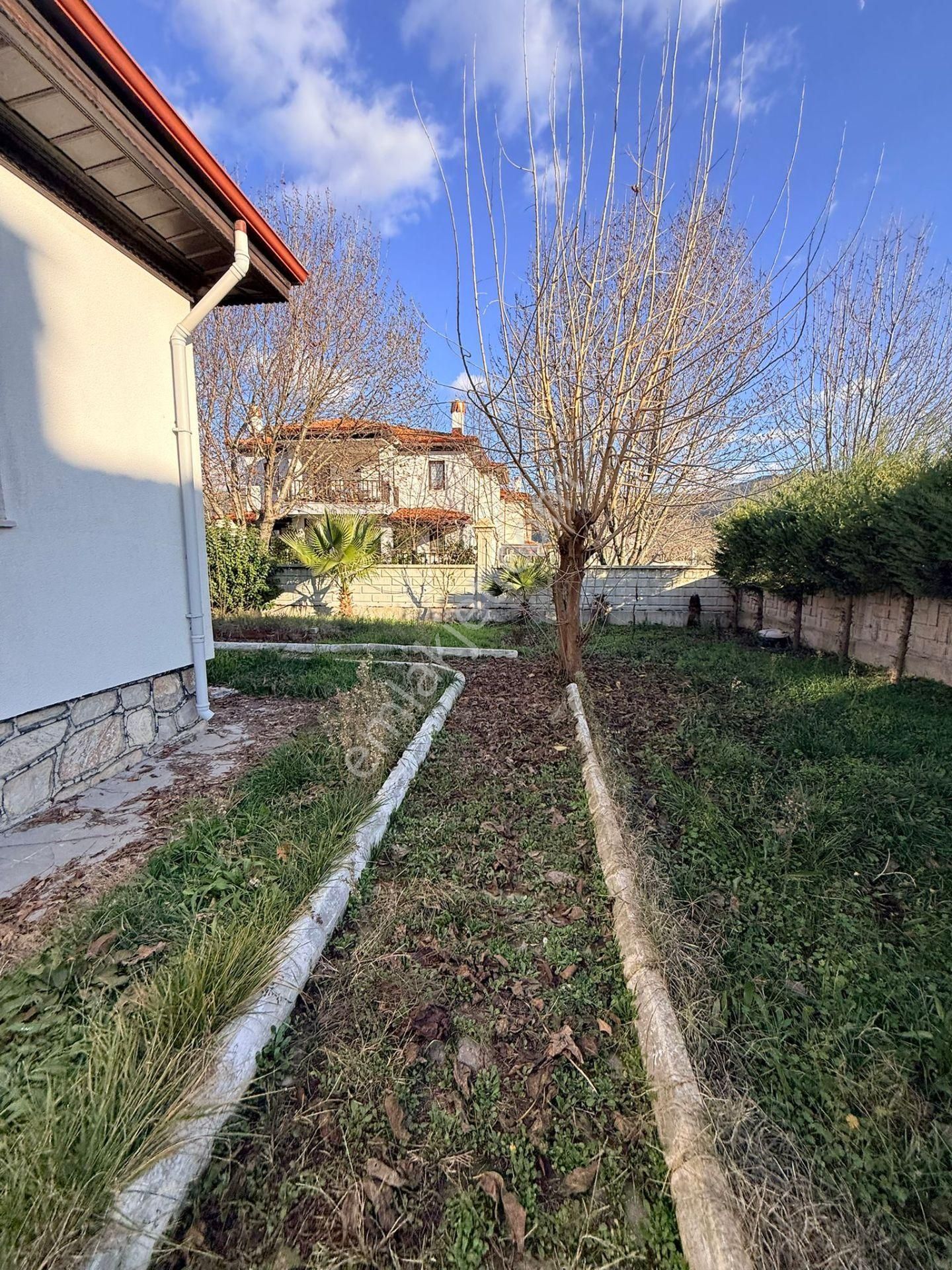 Muğla Yeşilyurt Kiralık Havuzlu 2+1 İkiz Müstakil Ev - Görsel 17