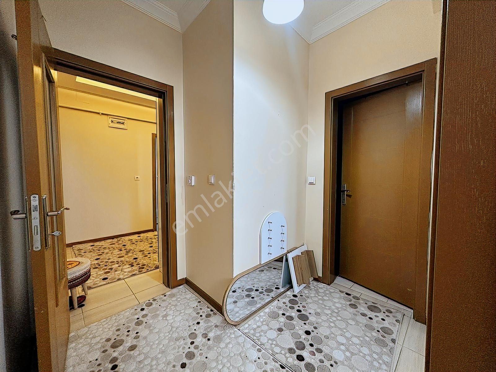 Akşemsettinde Saraykent Sitesi 3+1 Arakat - Geniş Metraj/bakımlı - Görsel 12