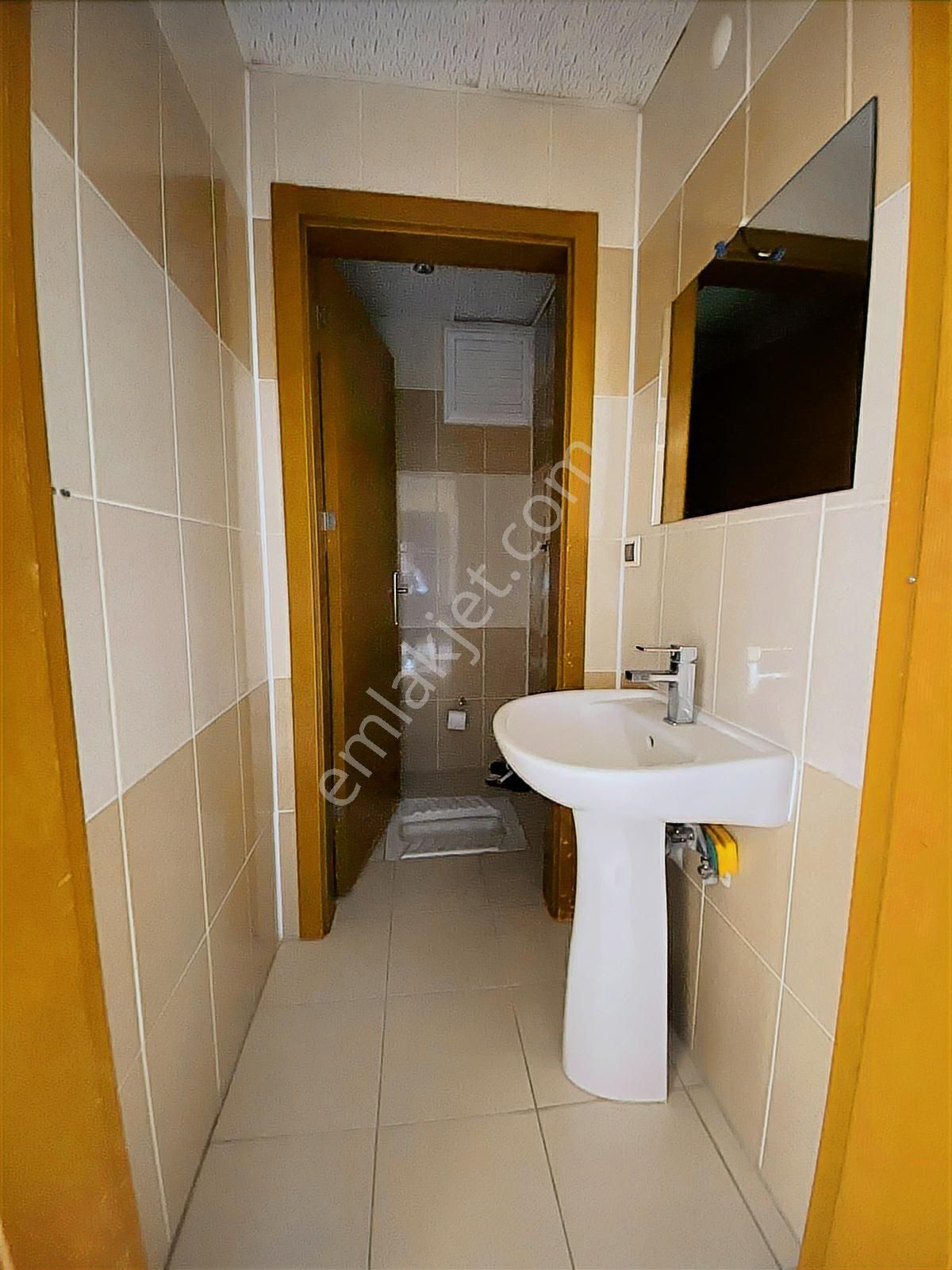 Akşemsettinde Saraykent Sitesi 3+1 Arakat - Geniş Metraj/bakımlı - Görsel 13