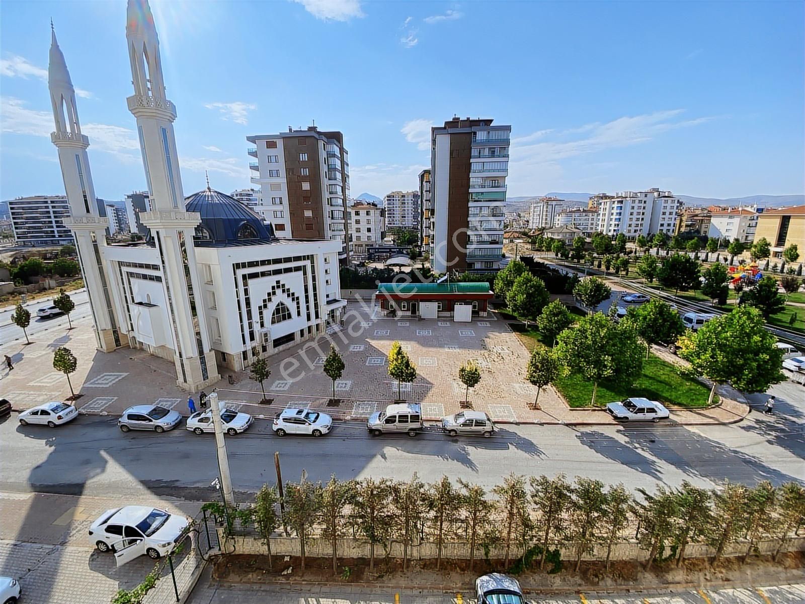 Akşemsettinde Saraykent Sitesi 3+1 Arakat - Geniş Metraj/bakımlı - Görsel 2
