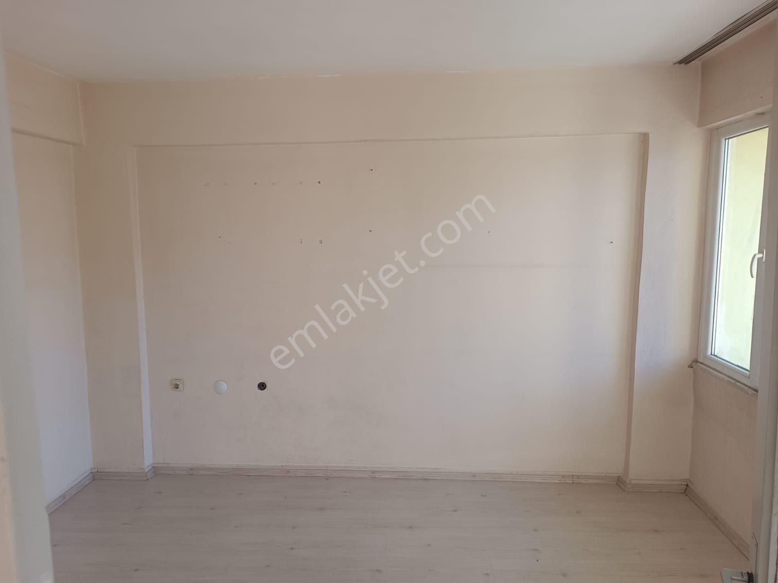 Cumhuriyet Mahallesinde 3+1 Kiralık Daire - Görsel 16