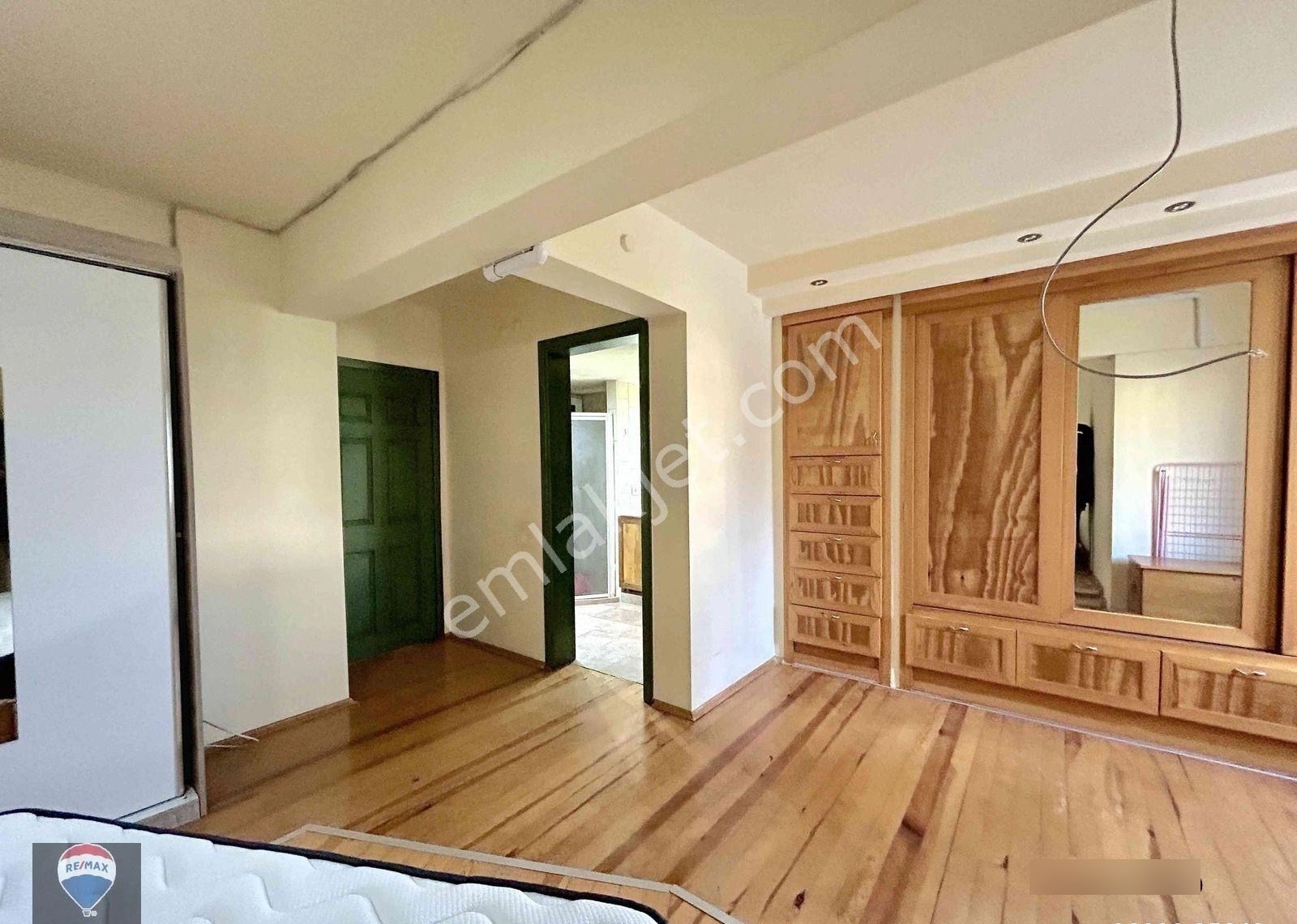 Çallı Sitesi Geniş 2+1 | Havuzlu, Merkezi Konumda, Krediye Uygun - Görsel 11