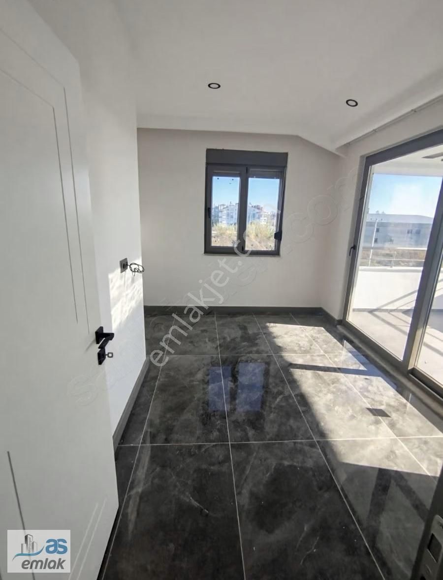 Ilıca Da Havuzlu Lüks 3+1 Köşe Başı Dubleks - Görsel 15