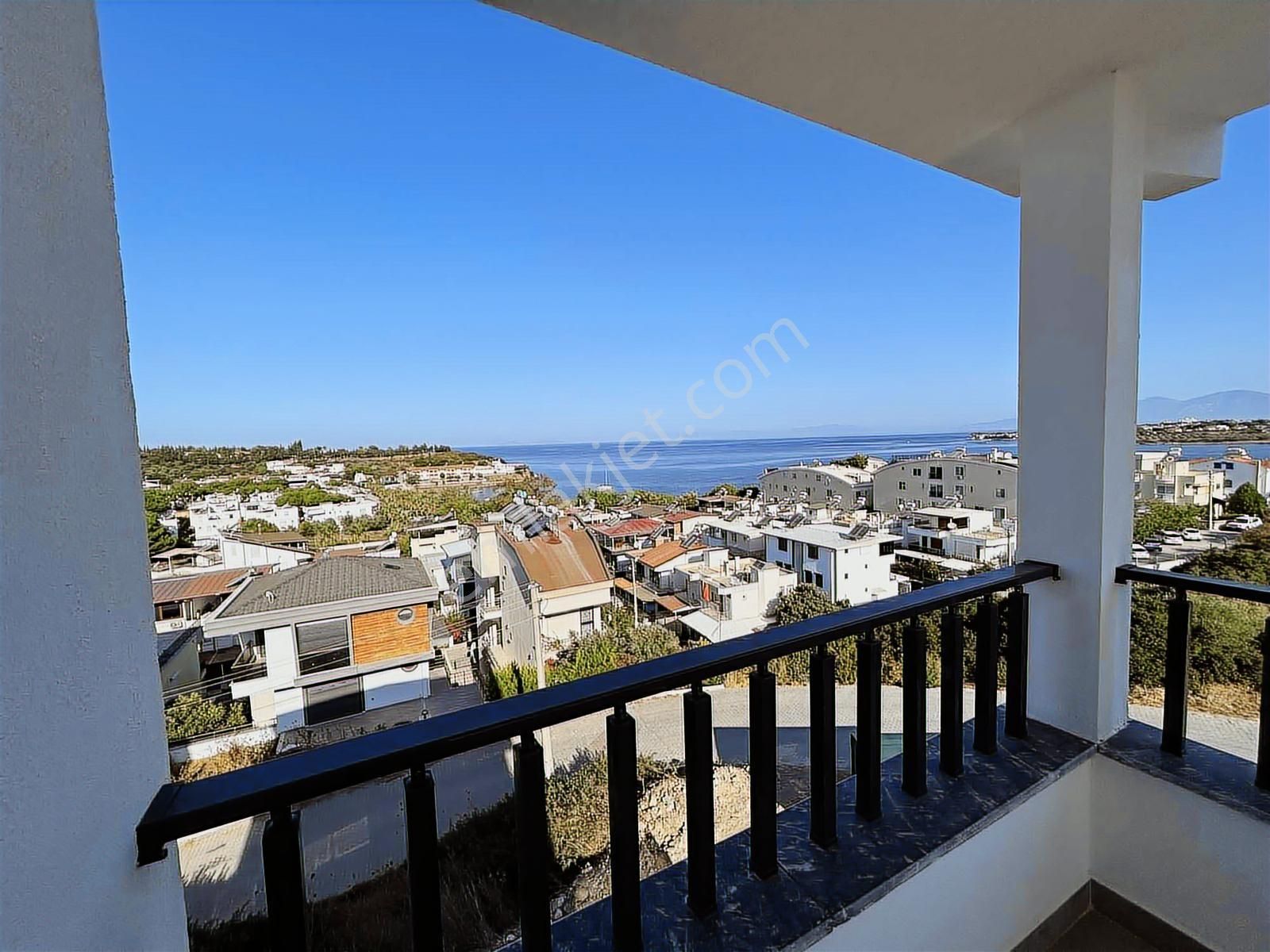 Deniz Manzaralı Plaja Çok Yakın Havuzlu Lüks Villa - Görsel 16