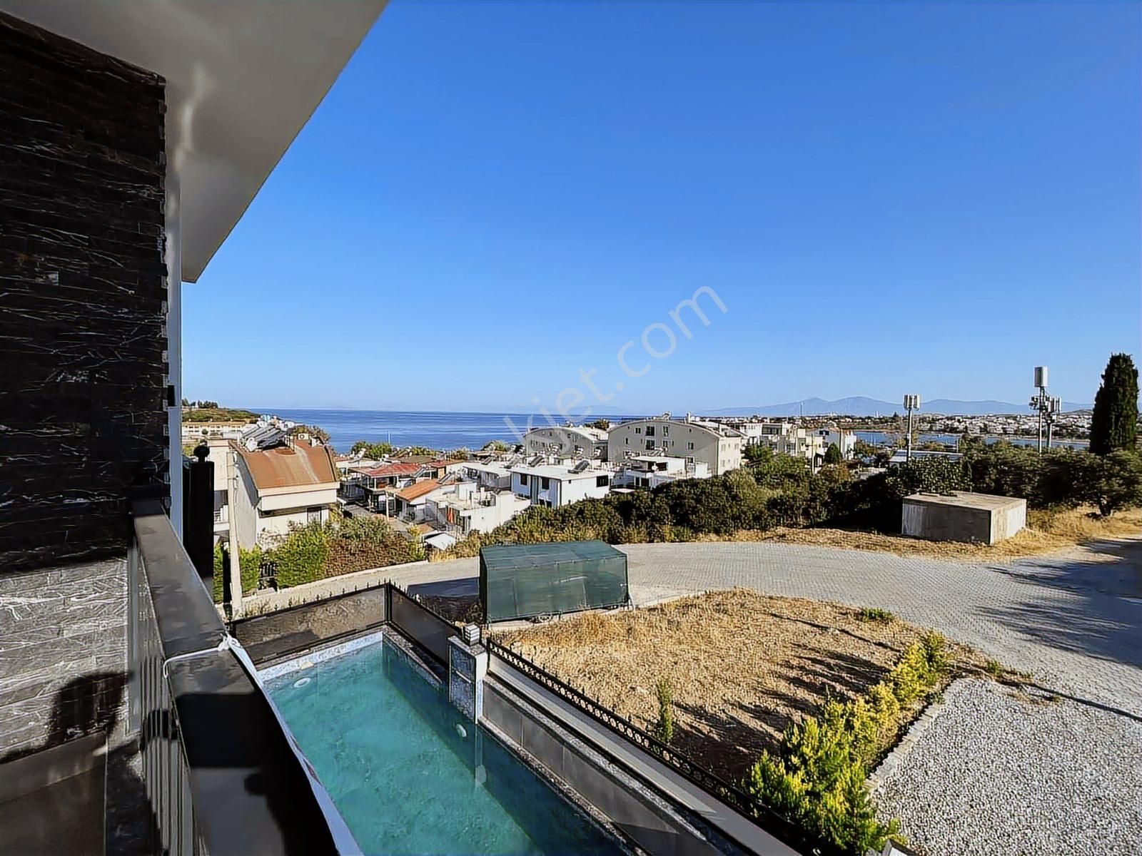 Deniz Manzaralı Plaja Çok Yakın Havuzlu Lüks Villa - Görsel 7