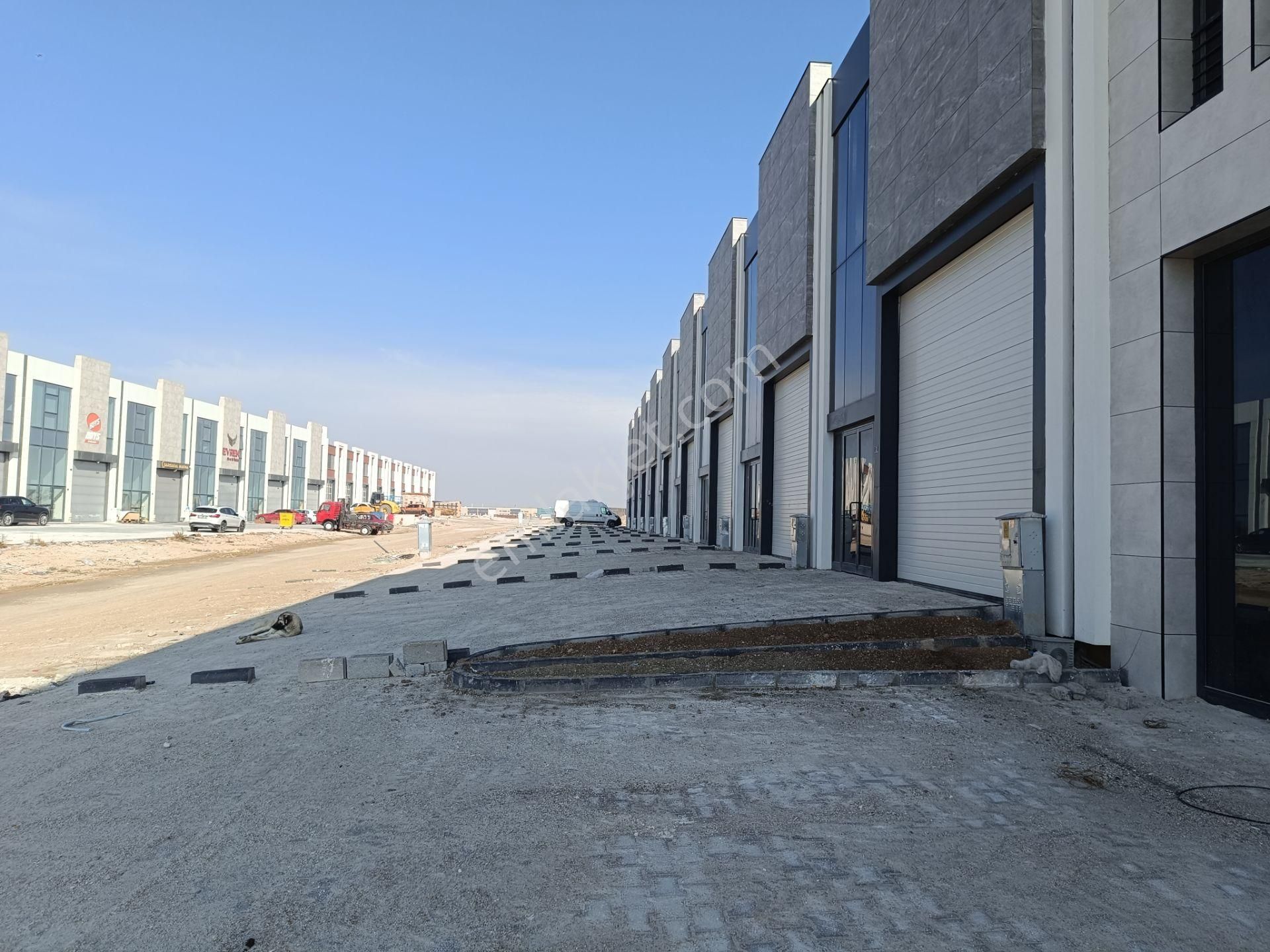 Mono Sanayi Sitesin De Fiyatı Cazip Yatırıma Uygun Acil Satılık Dükkan - Görsel 24