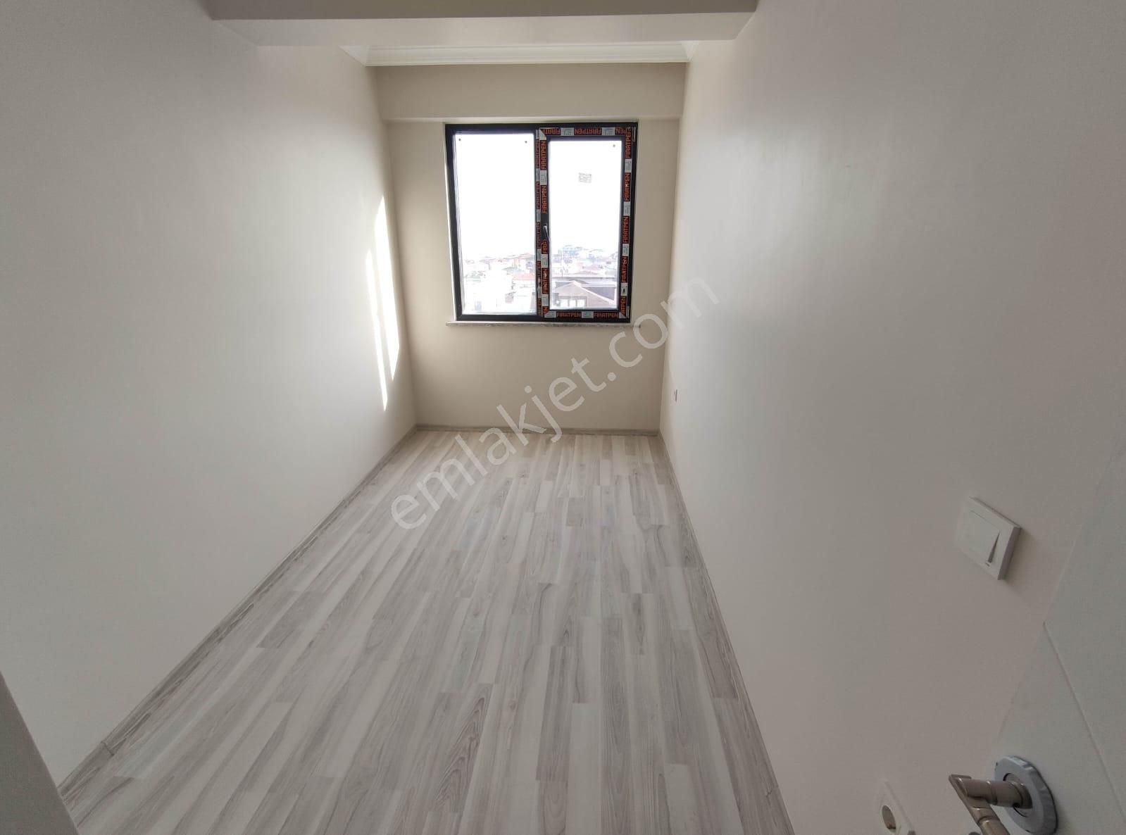 Sultanbeyli'de Balkonlu+ebeveyn Banyolu Sıfır 2+1 Satılık Daire - Görsel 6