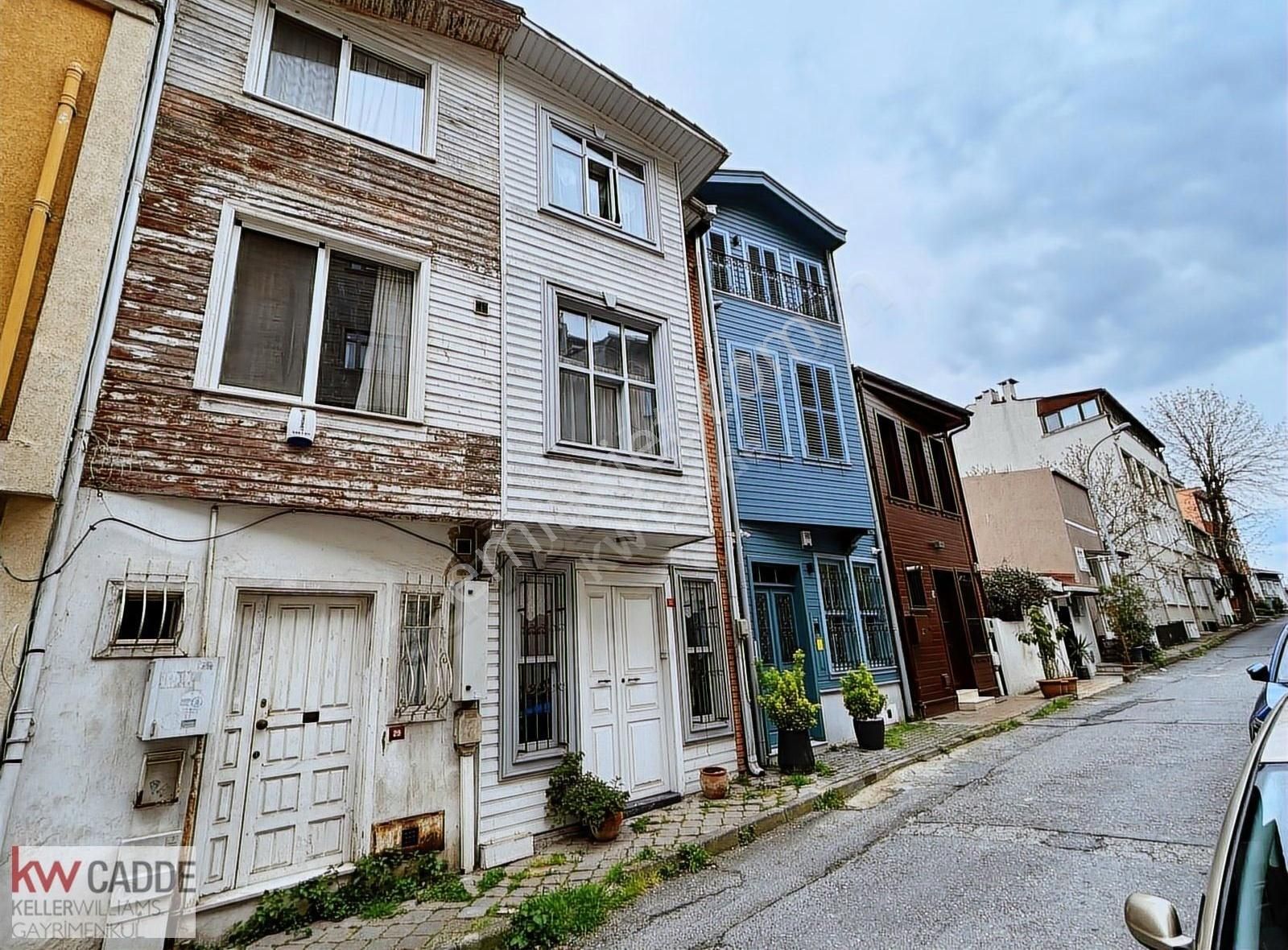 Üsküdar Kuzgucuk Da Boğaz Manzaralı Satılık Köşk & Konak - Görsel 31