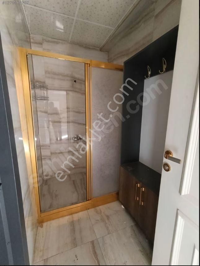 Sultan Emlak'dan 2.35 Metrede Cadde Üzerinde 4+1 Fırsat Daire - Görsel 22