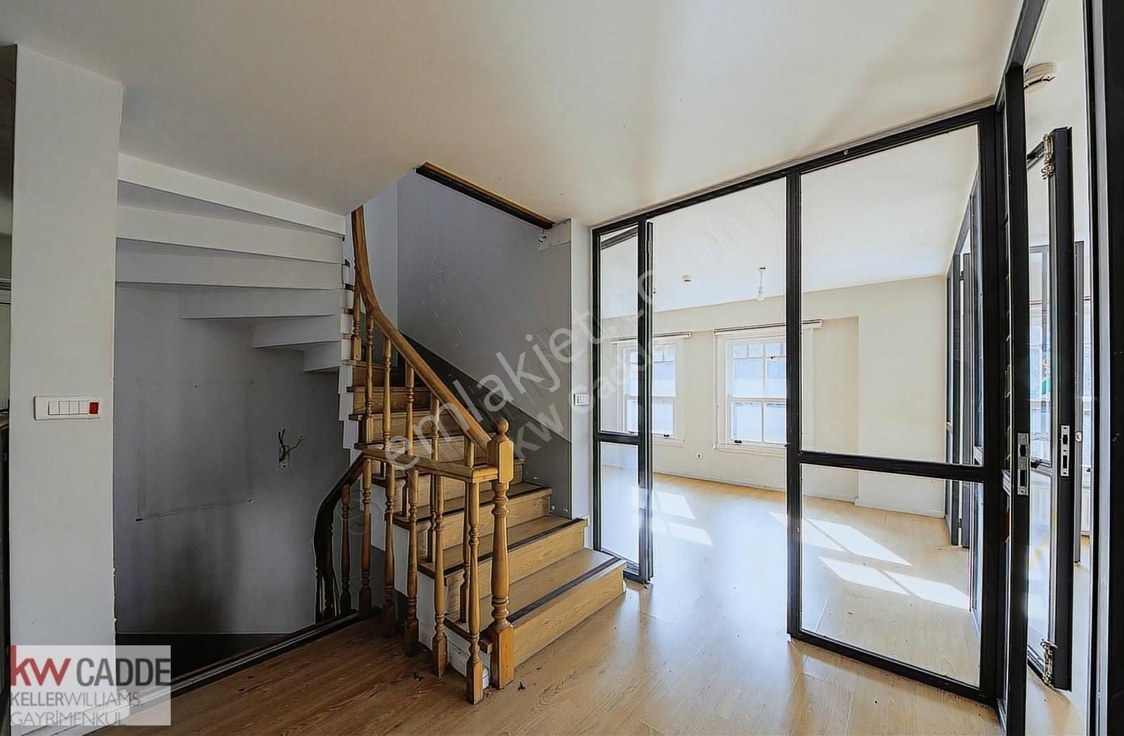 Satılık Tarihi Köşk & Konak Boğaz Manzaralı Beylerbeyi Üsküdar - Görsel 19