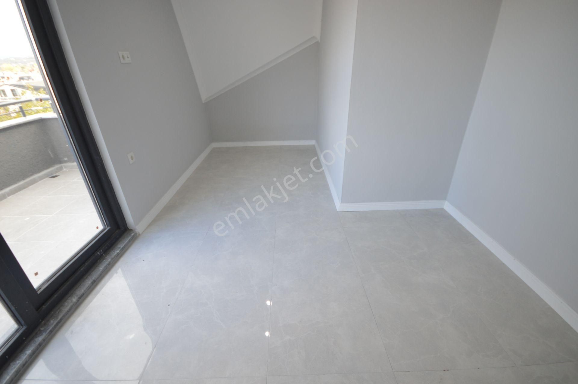 Kocaali De Bahçeli, Taş Detaylı Şık 4+1 Villa - Görsel 25