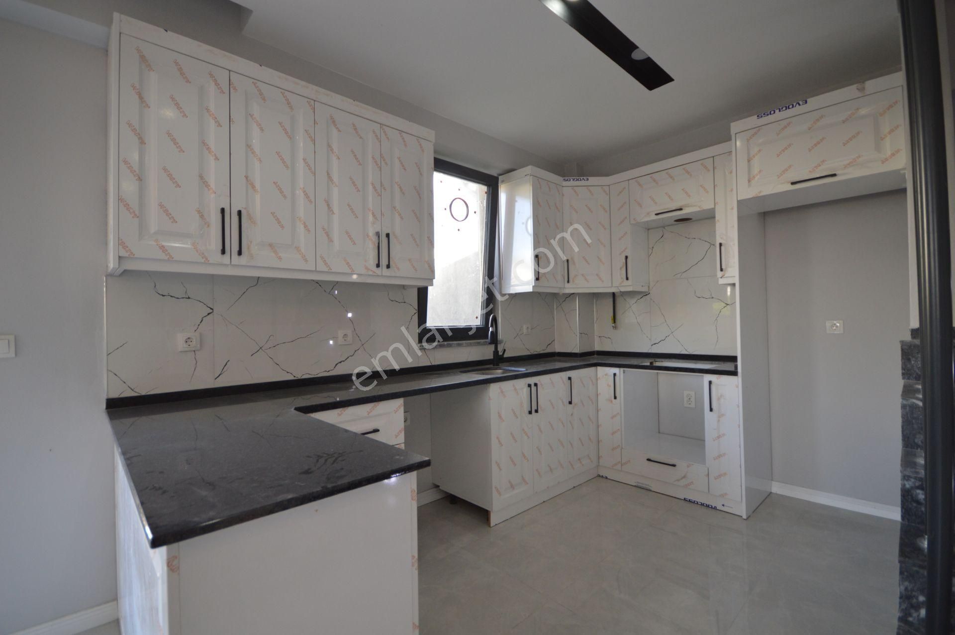 Kocaali De Bahçeli, Taş Detaylı Şık 4+1 Villa - Görsel 14