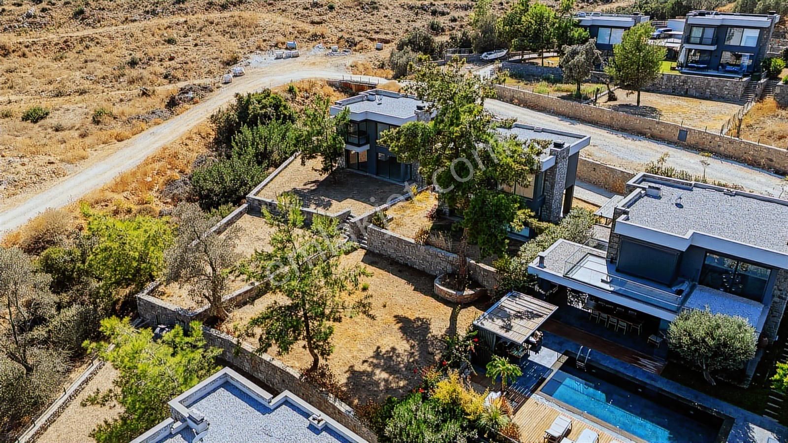 Bodrum Torba'da 695 M2 Arazi İçinde 134 M2 Brüt Satılık Villa - Görsel 8