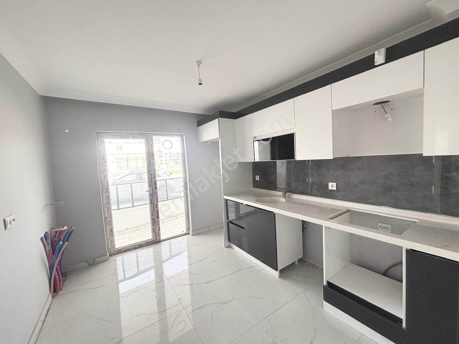 3+1 Sıfır Giriş Menderes Te Fırsat - Görsel 2