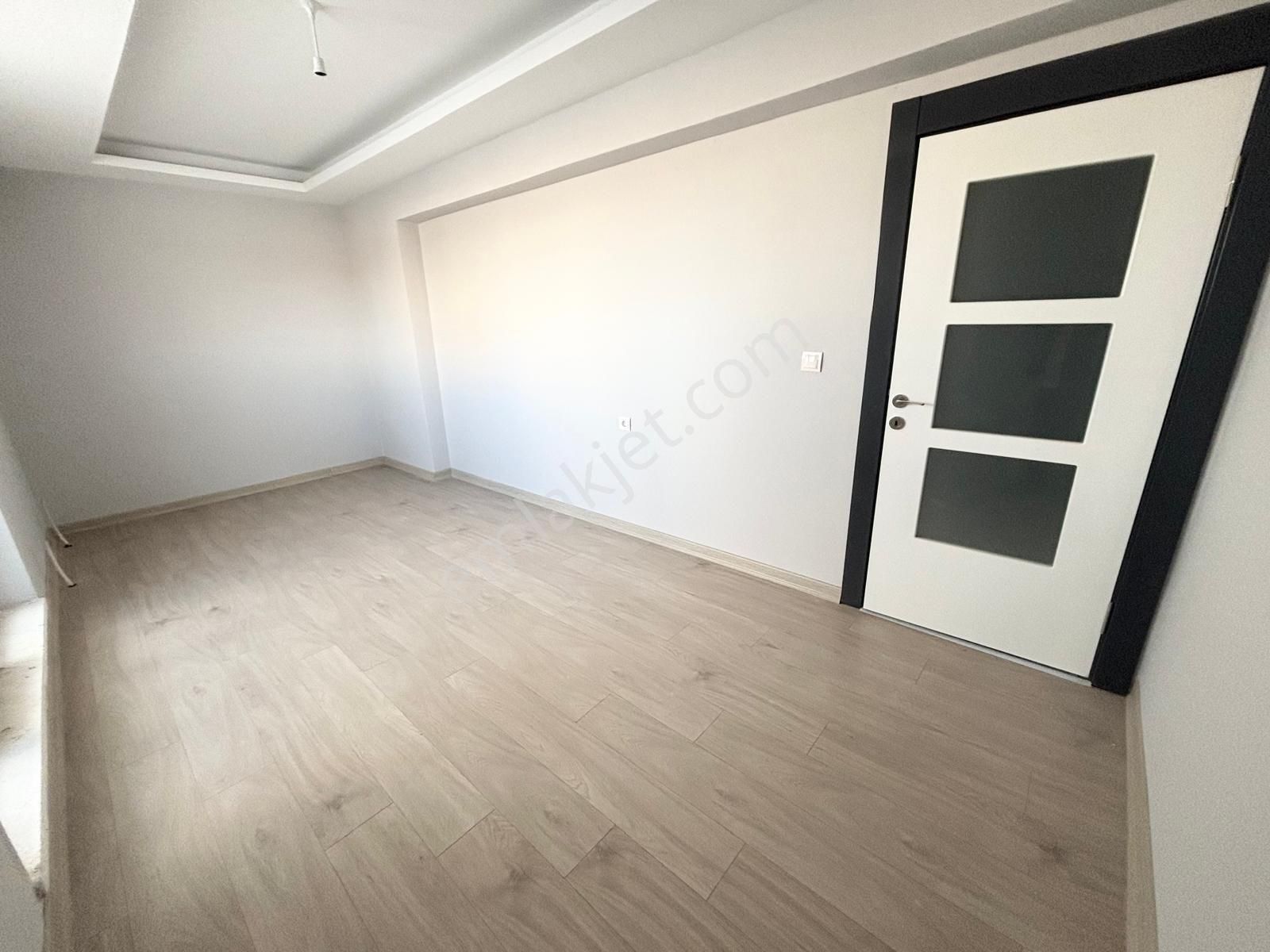 3+1 Sıfır Giriş Menderes Te Fırsat - Görsel 15