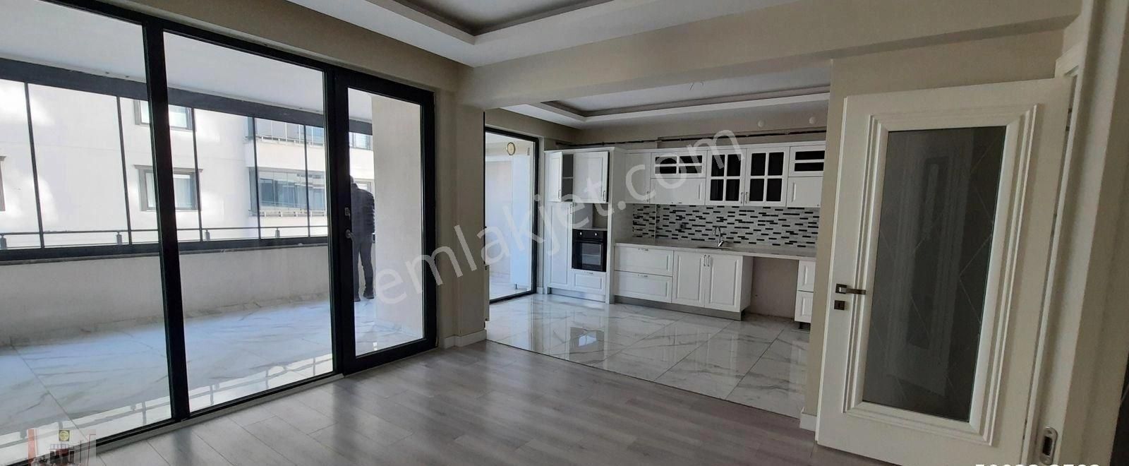 Kaşıkçıbağları Mah. Seven Towers Ta Satılık 4+1 Daire - Görsel 11