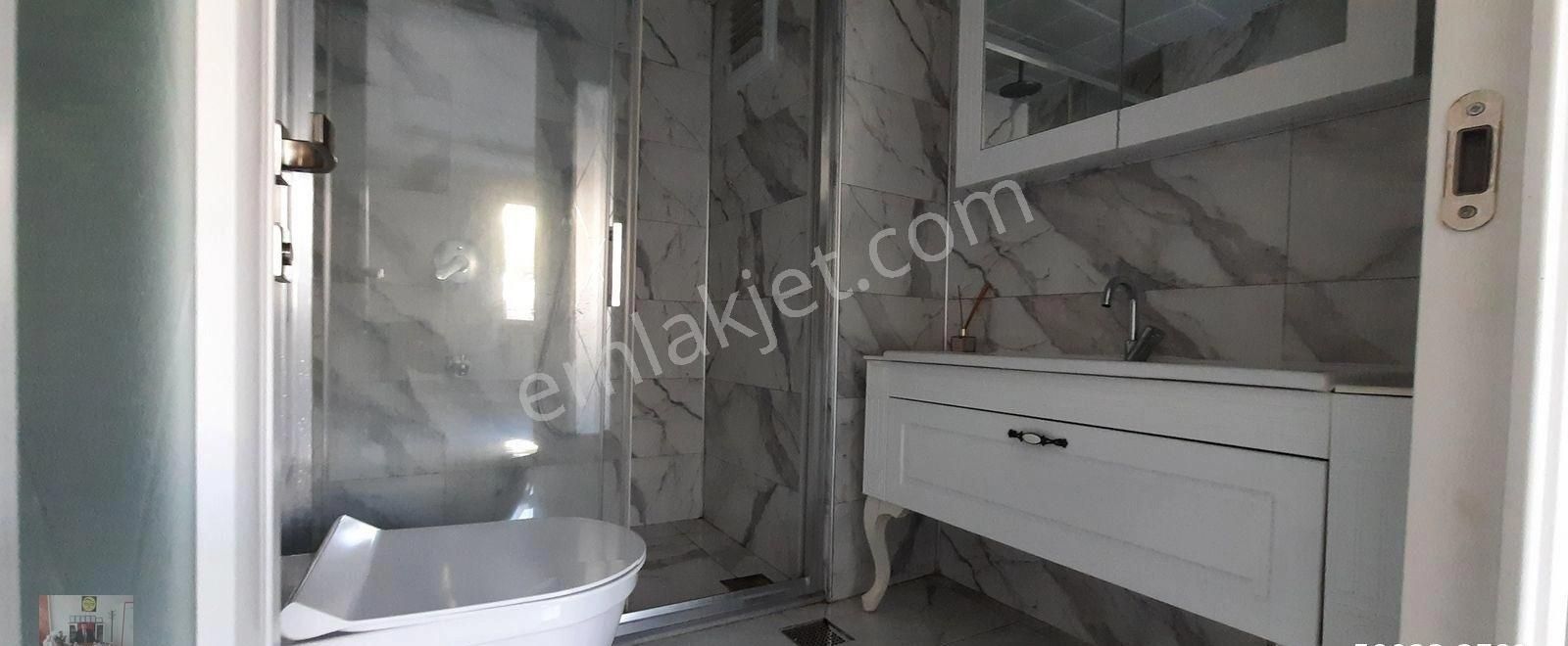 Kaşıkçıbağları Mah. Seven Towers Ta Satılık 4+1 Daire - Görsel 3