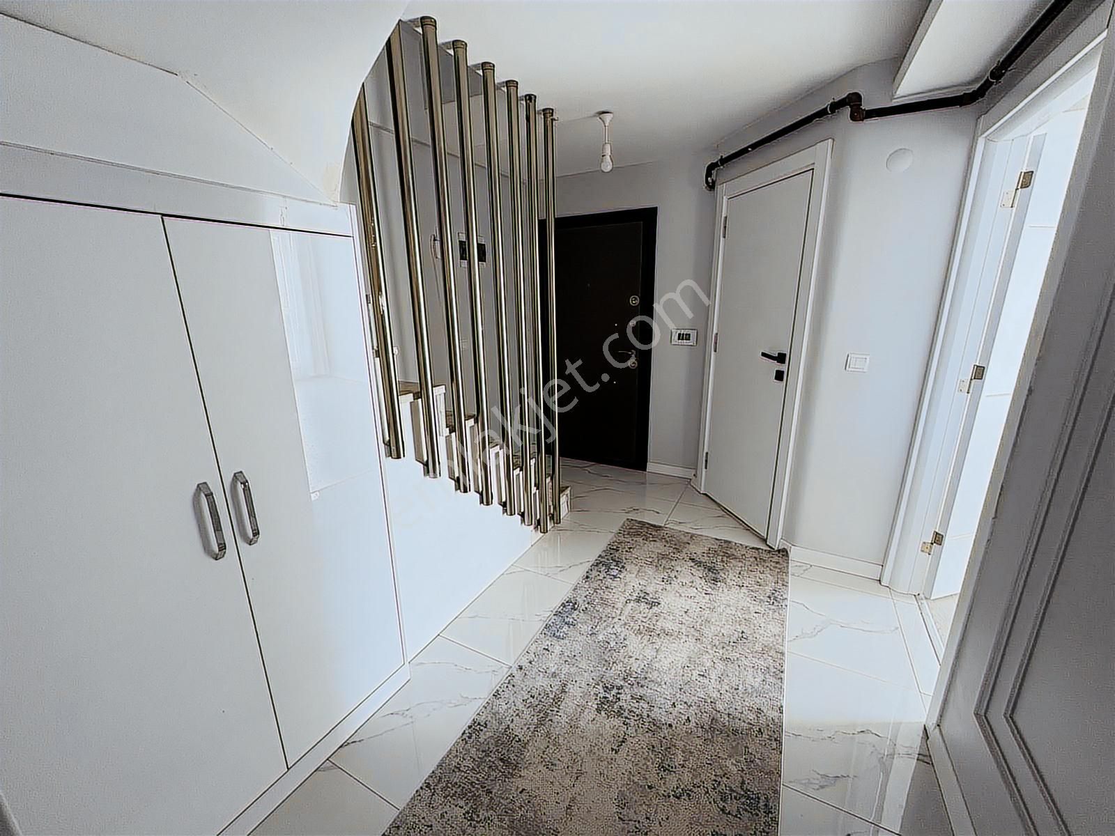 Kayapada Havuzlu Sitede 3+1 Teraslı Eşyalı Kiralık Dubleks Daire - Görsel 21