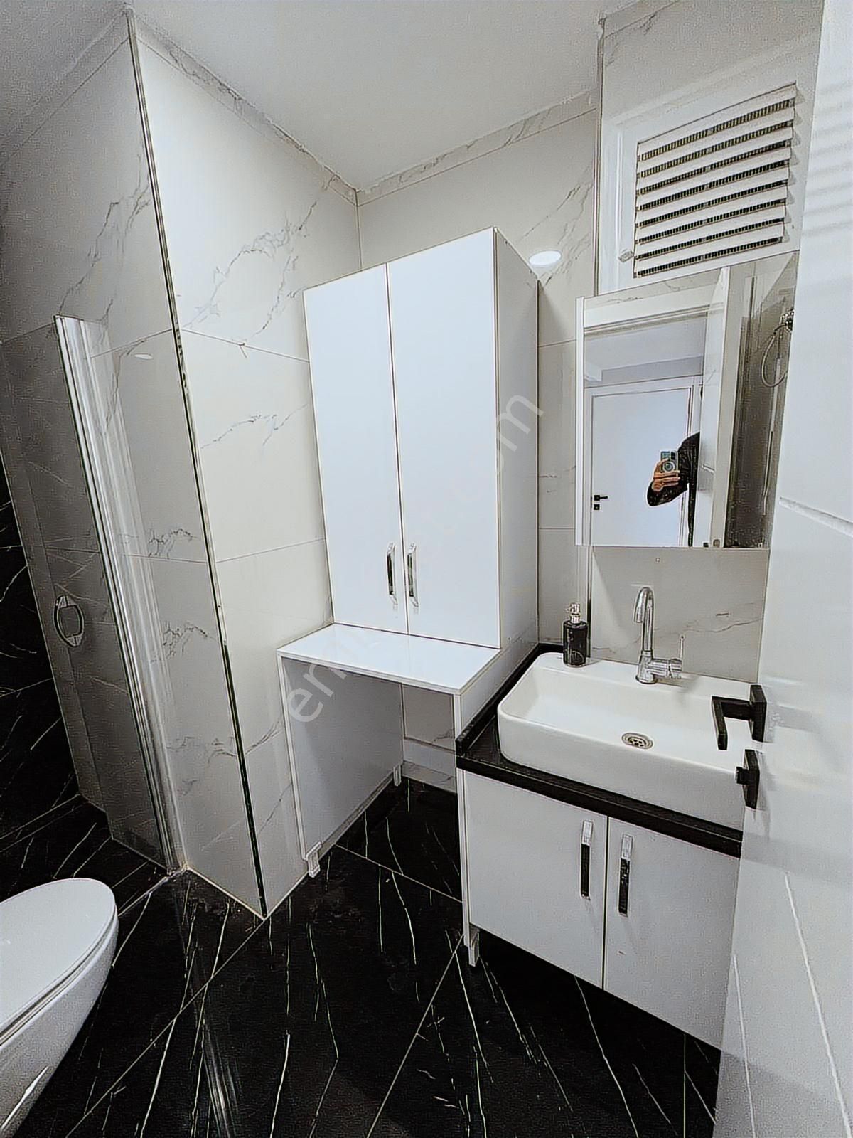 Kayapada Havuzlu Sitede 3+1 Teraslı Eşyalı Kiralık Dubleks Daire - Görsel 14