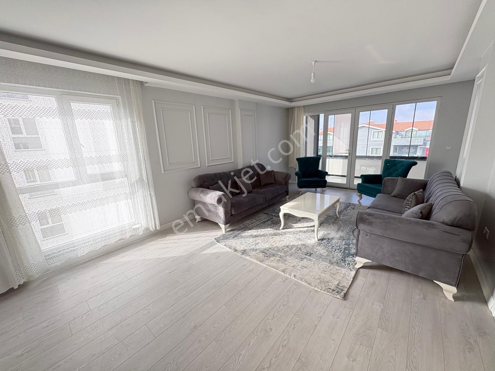 Kayapada Havuzlu Sitede 3+1 Teraslı Eşyalı Kiralık Dubleks Daire - Görsel 20