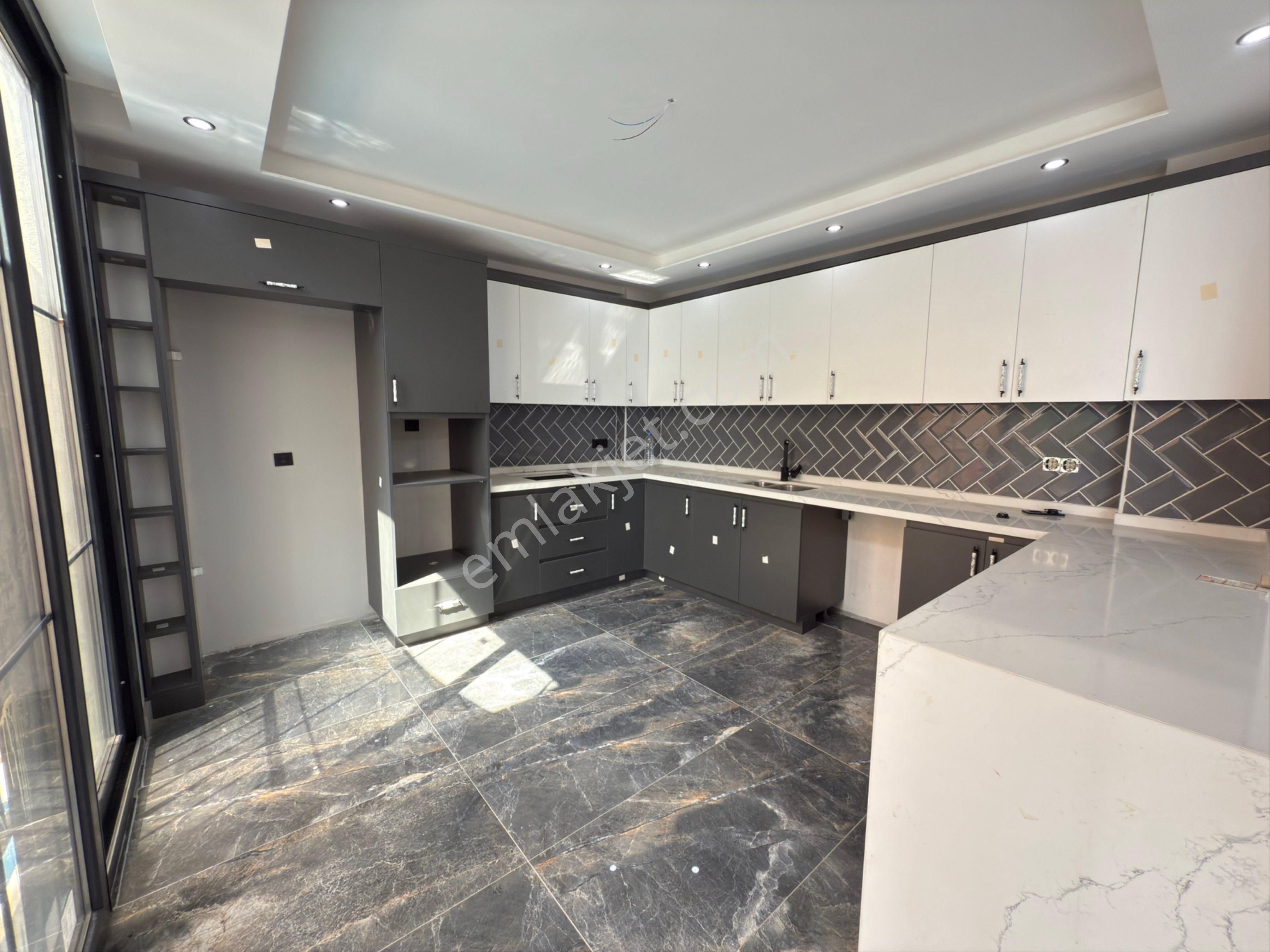 Arve'den Yenişehirin Kalbinde Ultra Lüks 5+1 Havuzlu Villa - Görsel 19