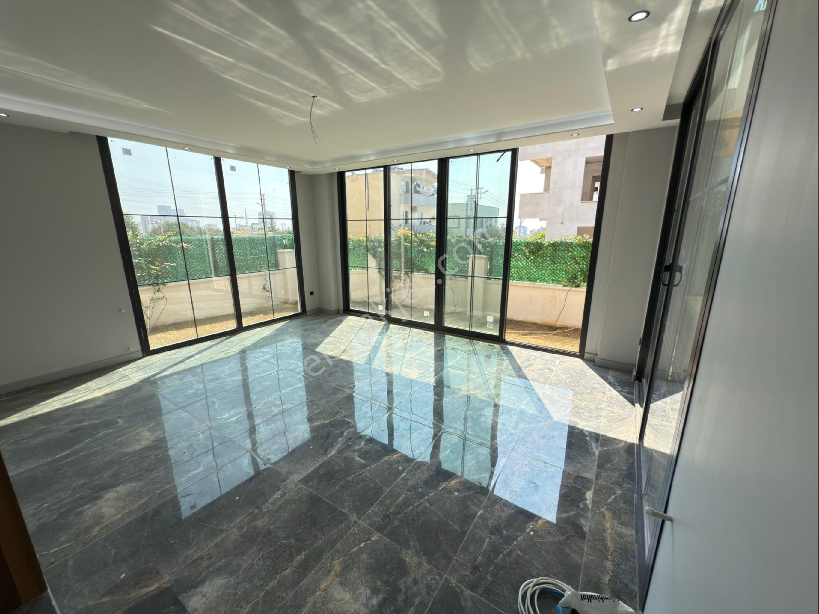 Arve'den Yenişehirin Kalbinde Ultra Lüks 5+1 Havuzlu Villa - Görsel 17