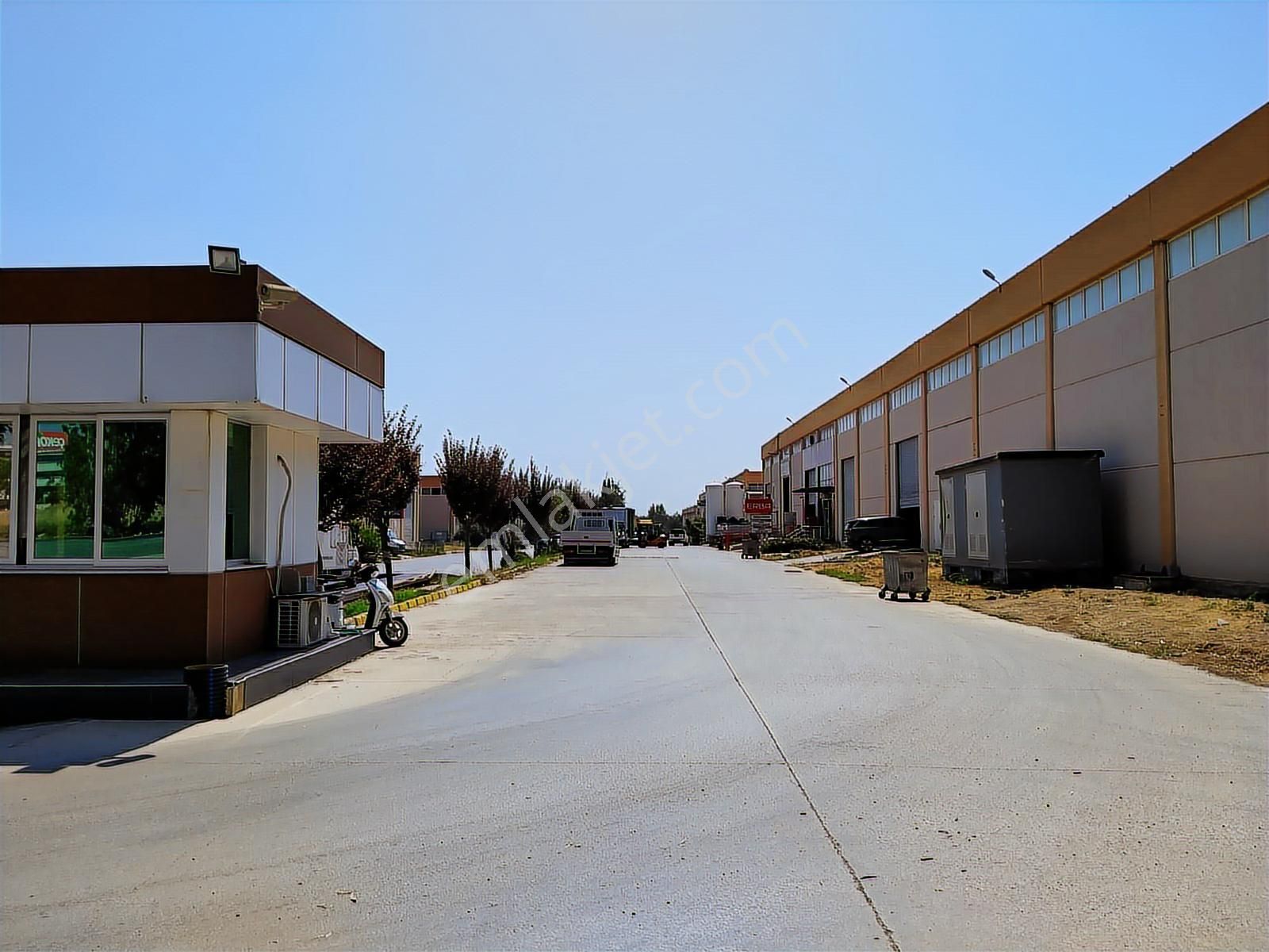İzmir Torbalı Pancar Çetmen Sanayi 500 M2 Satılık Depo Fabrika - Görsel 9