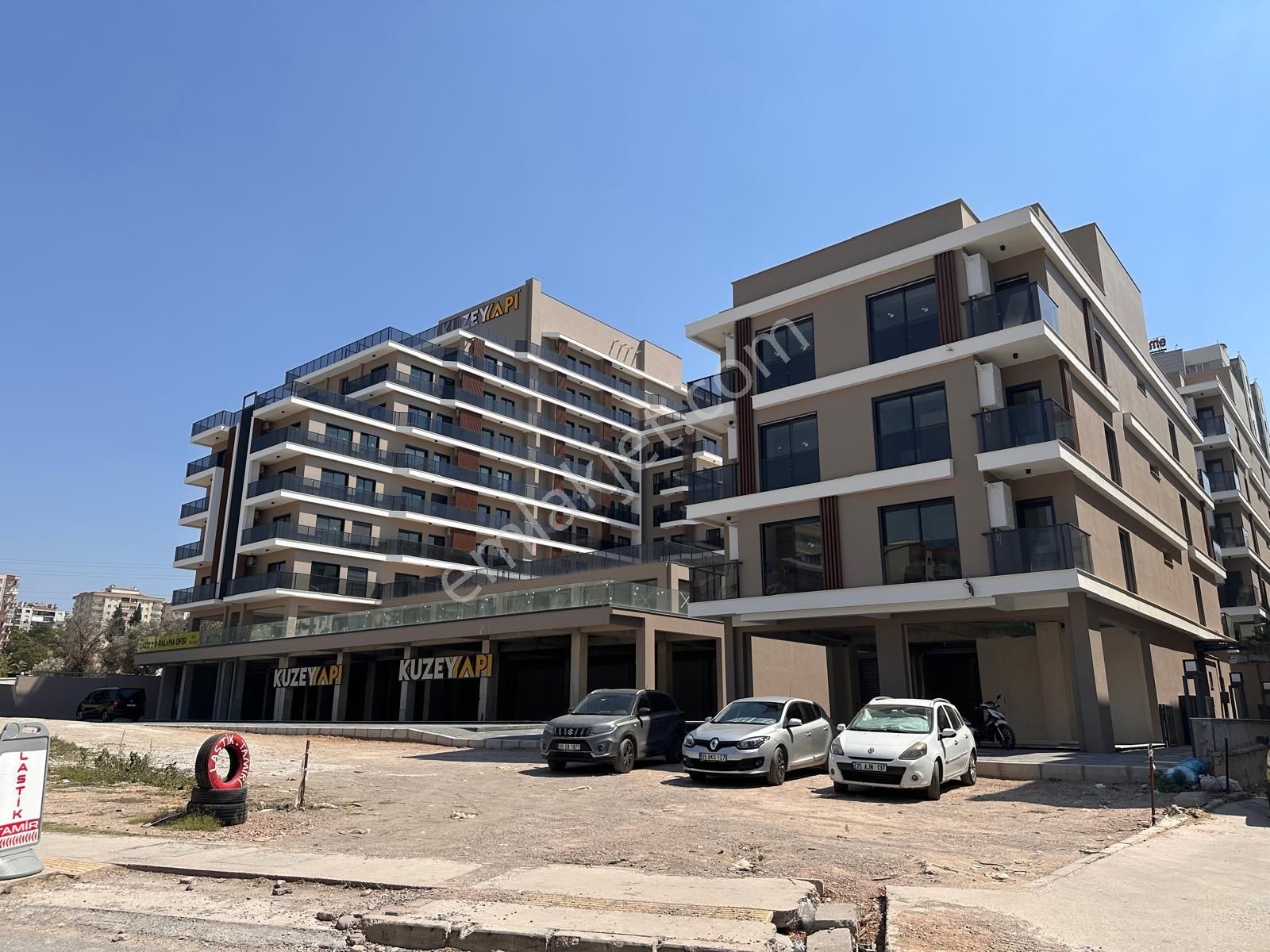 Emlak Buraya/ İzmir Buca Yeni Havuzlu Sitede 1+1 Satılık Daire - Görsel 6