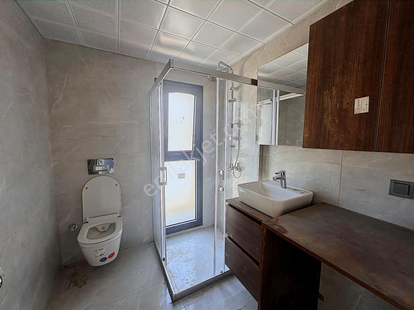 Emlak Buraya/ İzmir Buca Yeni Havuzlu Sitede 1+1 Satılık Daire - Görsel 9