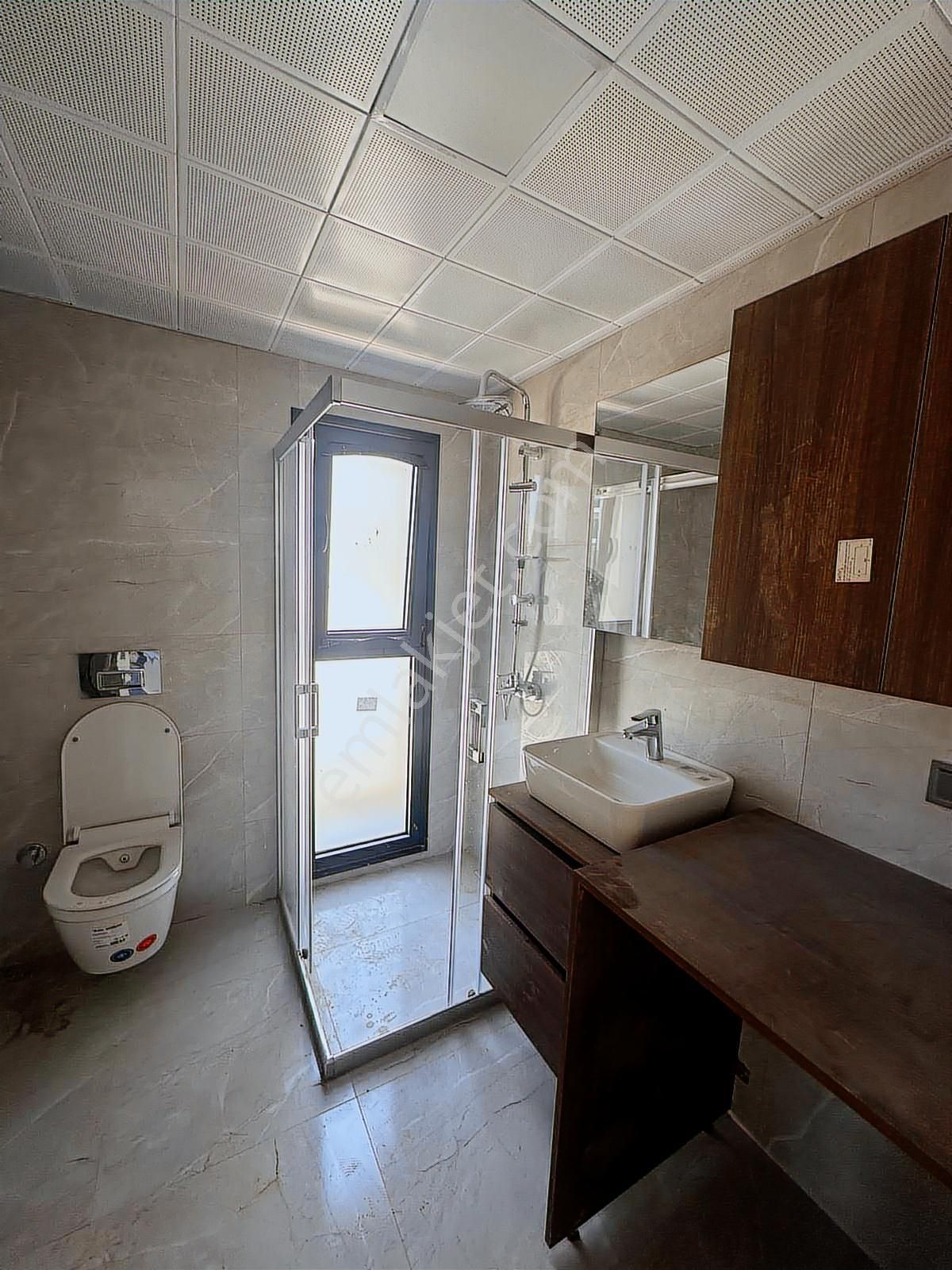Emlak Buraya/ İzmir Buca Yeni Havuzlu Sitede 1+1 Satılık Daire - Görsel 20