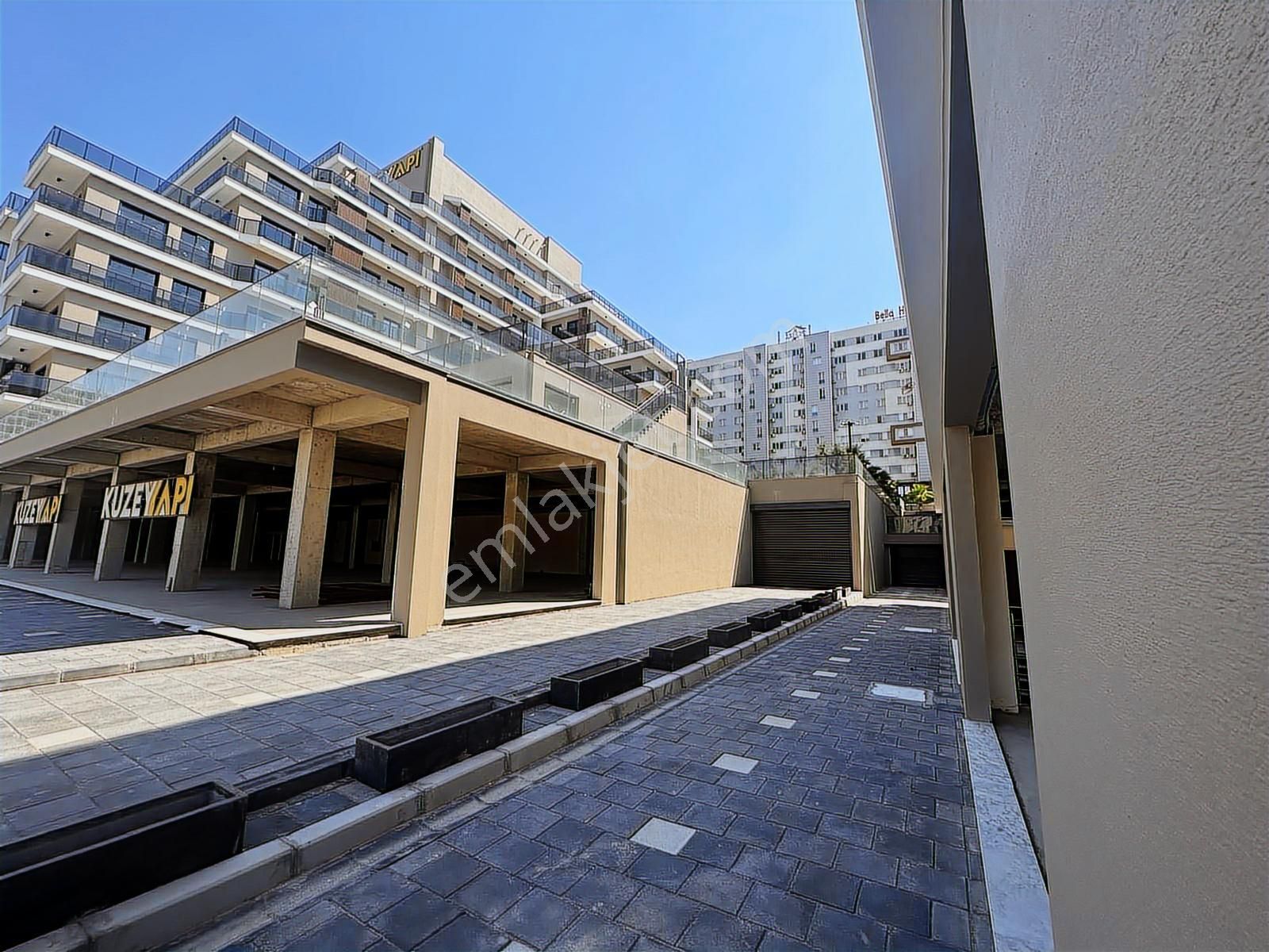 Emlak Buraya/ İzmir Buca Yeni Havuzlu Sitede 1+1 Satılık Daire - Görsel 22