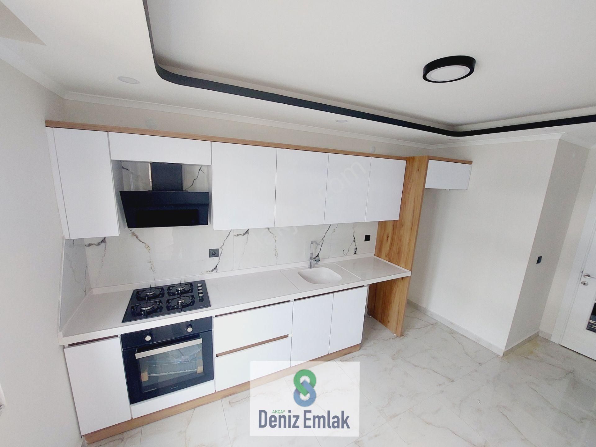 Denizden Akçayda Öncephe Arakat Ebeveynli Satılık 2+1 Daire. - Görsel 26