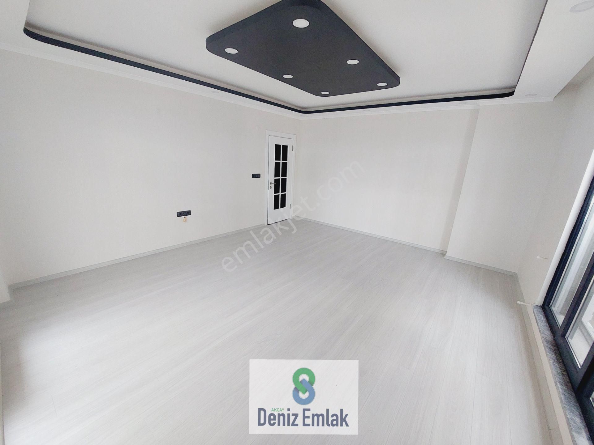Denizden Akçayda Öncephe Arakat Ebeveynli Satılık 2+1 Daire. - Görsel 25