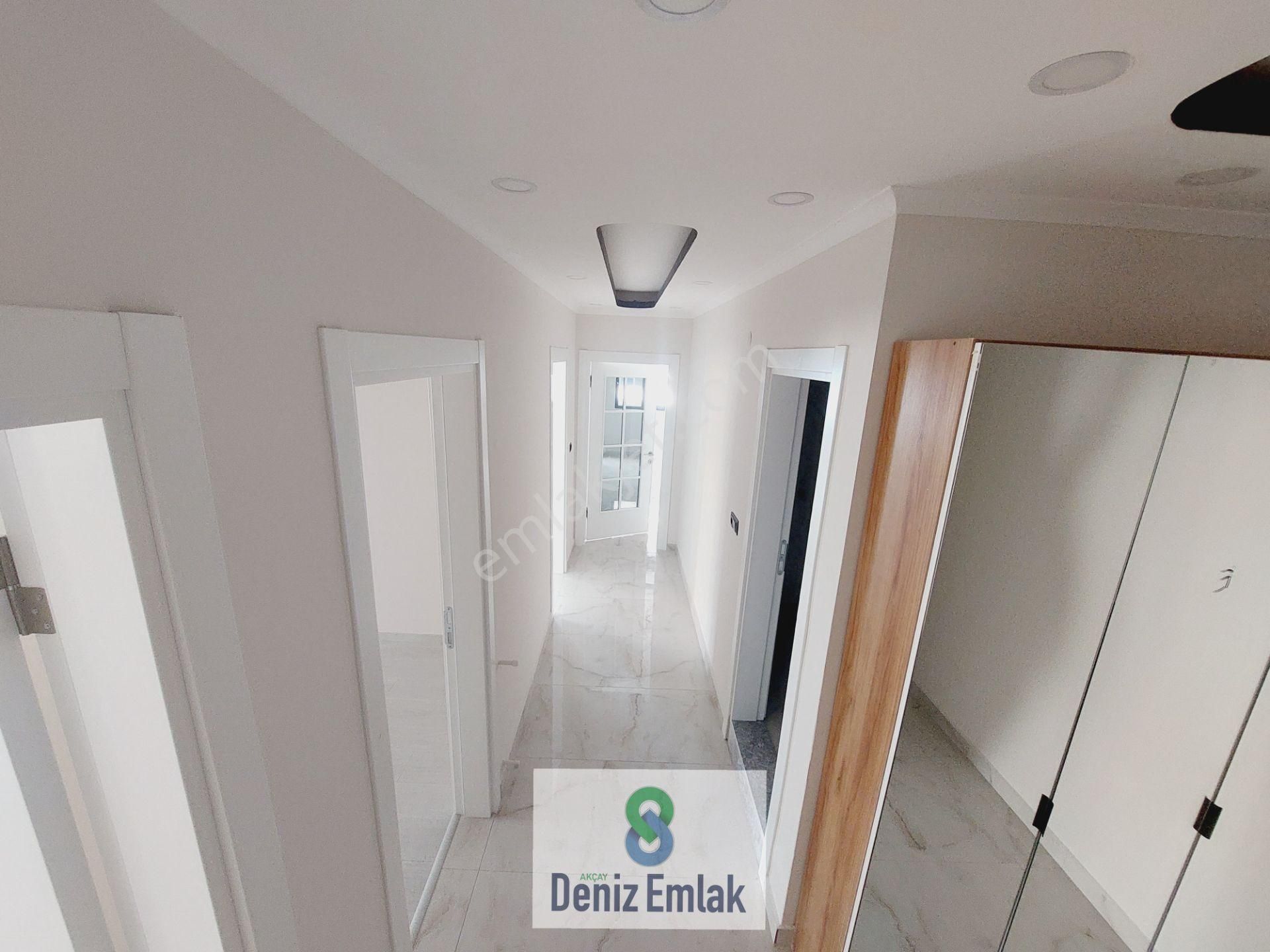 Denizden Akçayda Öncephe Arakat Ebeveynli Satılık 2+1 Daire. - Görsel 3