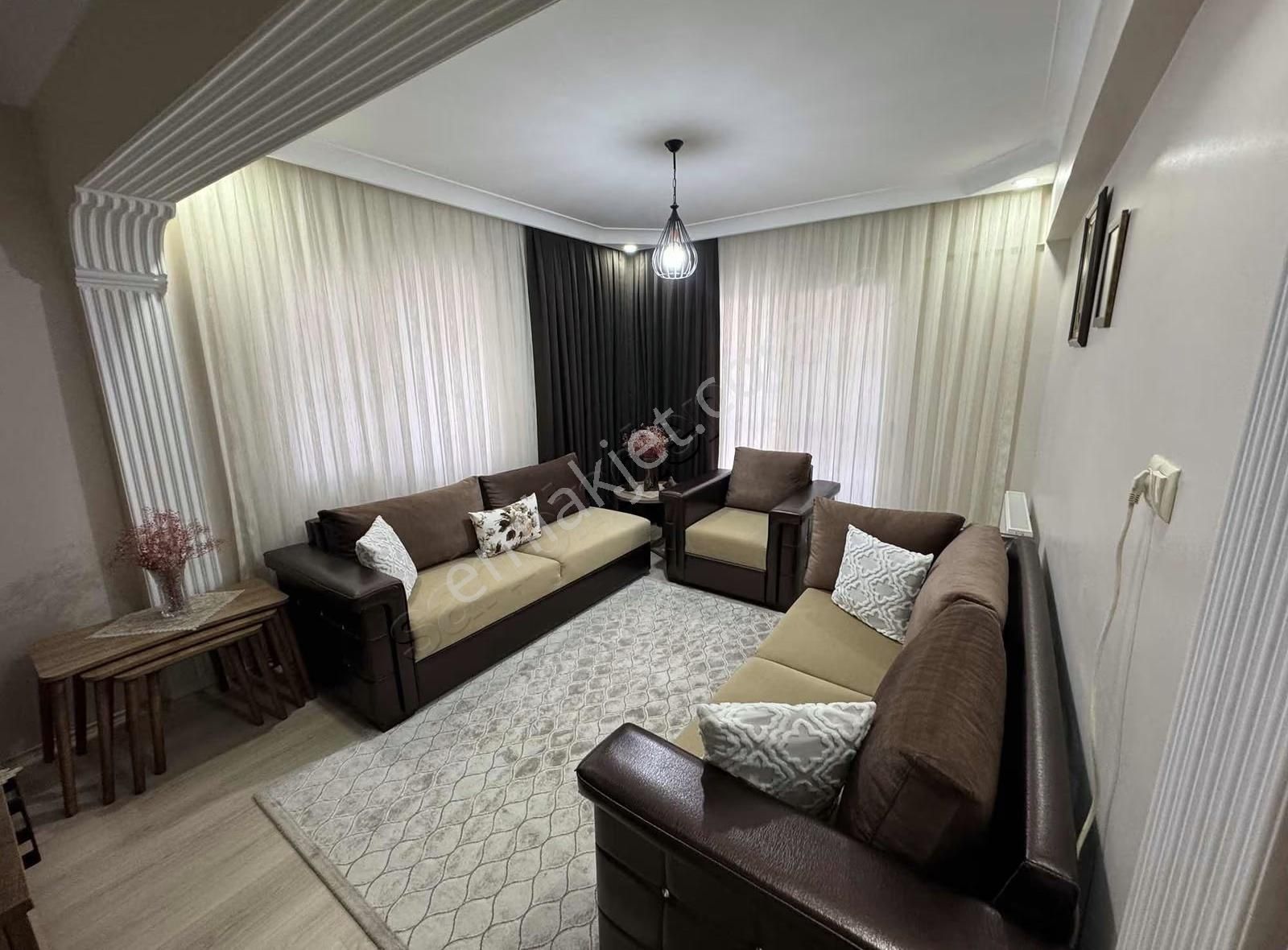 Dostlardan Efendi Mahallesinde Öğretmenler Parkı Yakını Daire