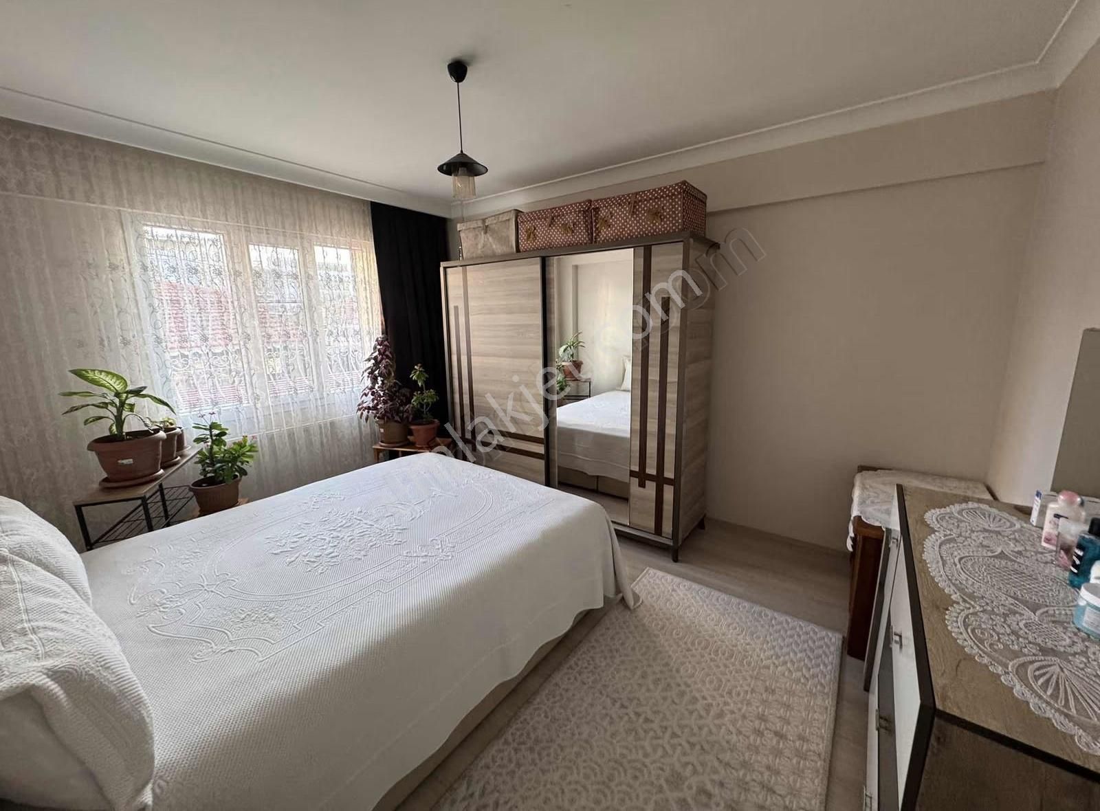 Dostlardan Efendi Mahallesinde Öğretmenler Parkı Yakını Daire - Görsel 9