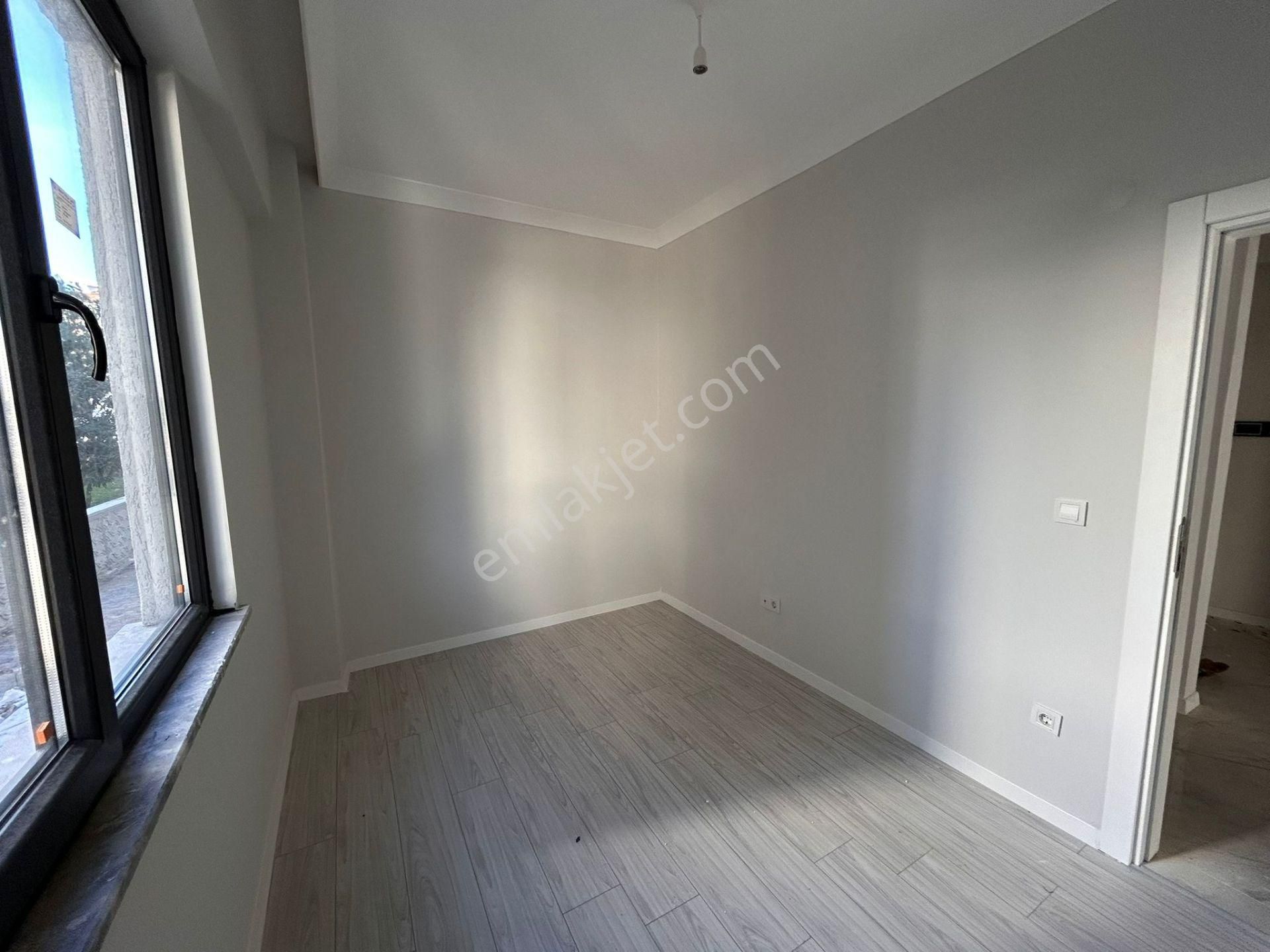 Turyaptan Sultaniyede Geniş Sıfır 3+1 Daire - Görsel 25
