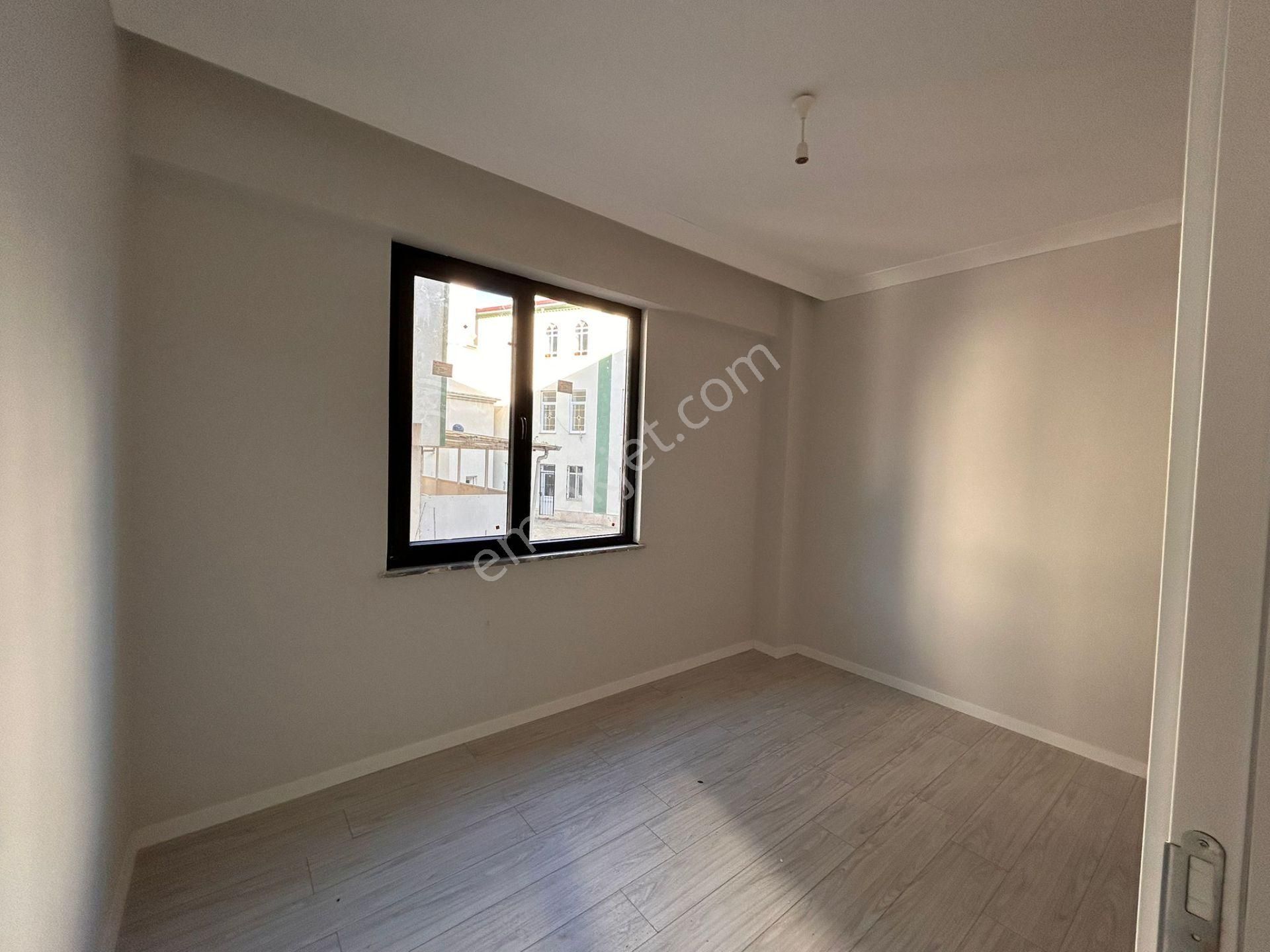 Turyaptan Sultaniyede Geniş Sıfır 3+1 Daire - Görsel 24