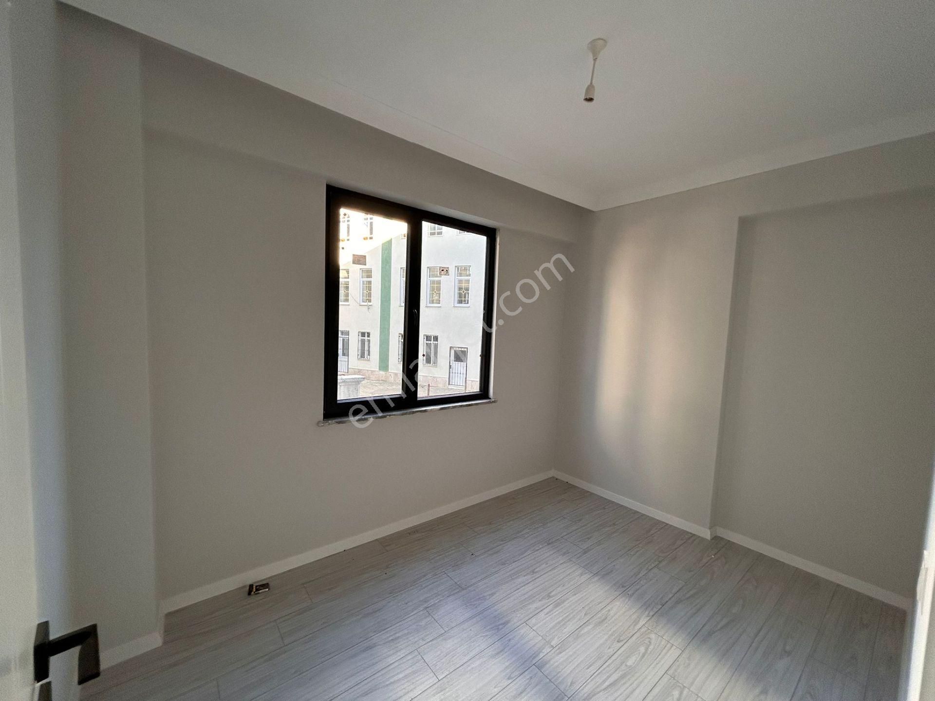 Turyaptan Sultaniyede Geniş Sıfır 3+1 Daire - Görsel 19