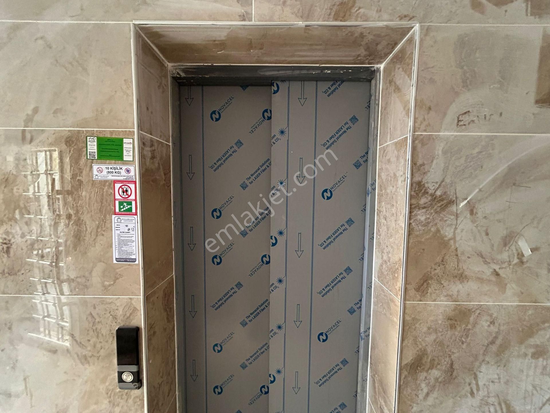 Turyaptan Sultaniyede Geniş Sıfır 3+1 Daire - Görsel 5